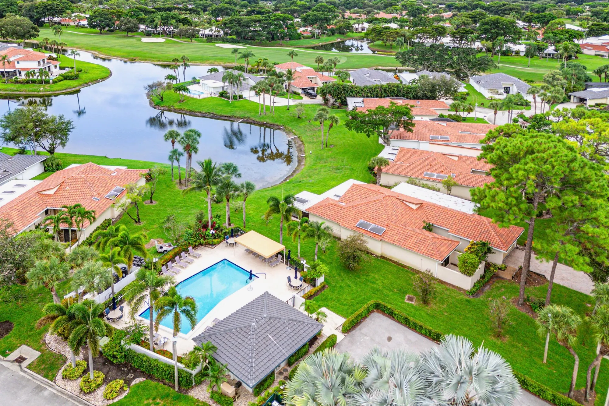 Property Slideshow image 44 of 67 | 6 woods ln 60, Boynton Beach, FL, 33436