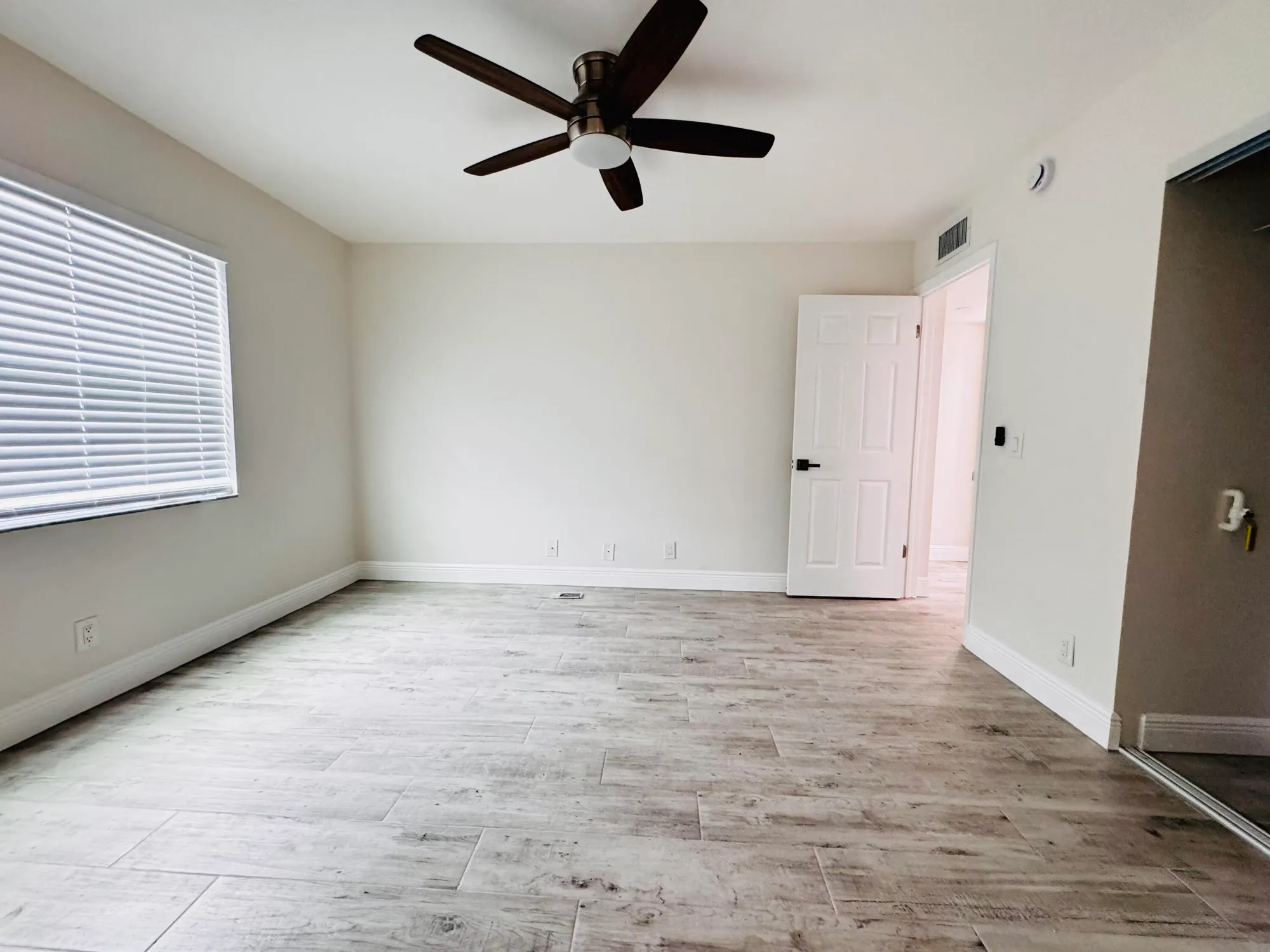 Property Slideshow image 8 of 35 | 293 flanders g, Delray Beach, FL, 33484