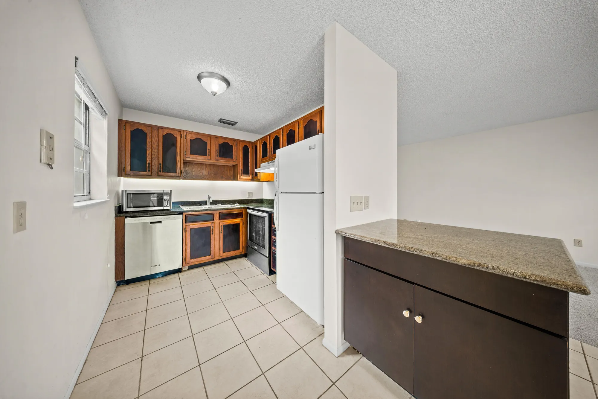 Property Slideshow image 9 of 33 | 8 lake vista trl 103, Port Saint Lucie, FL, 34952