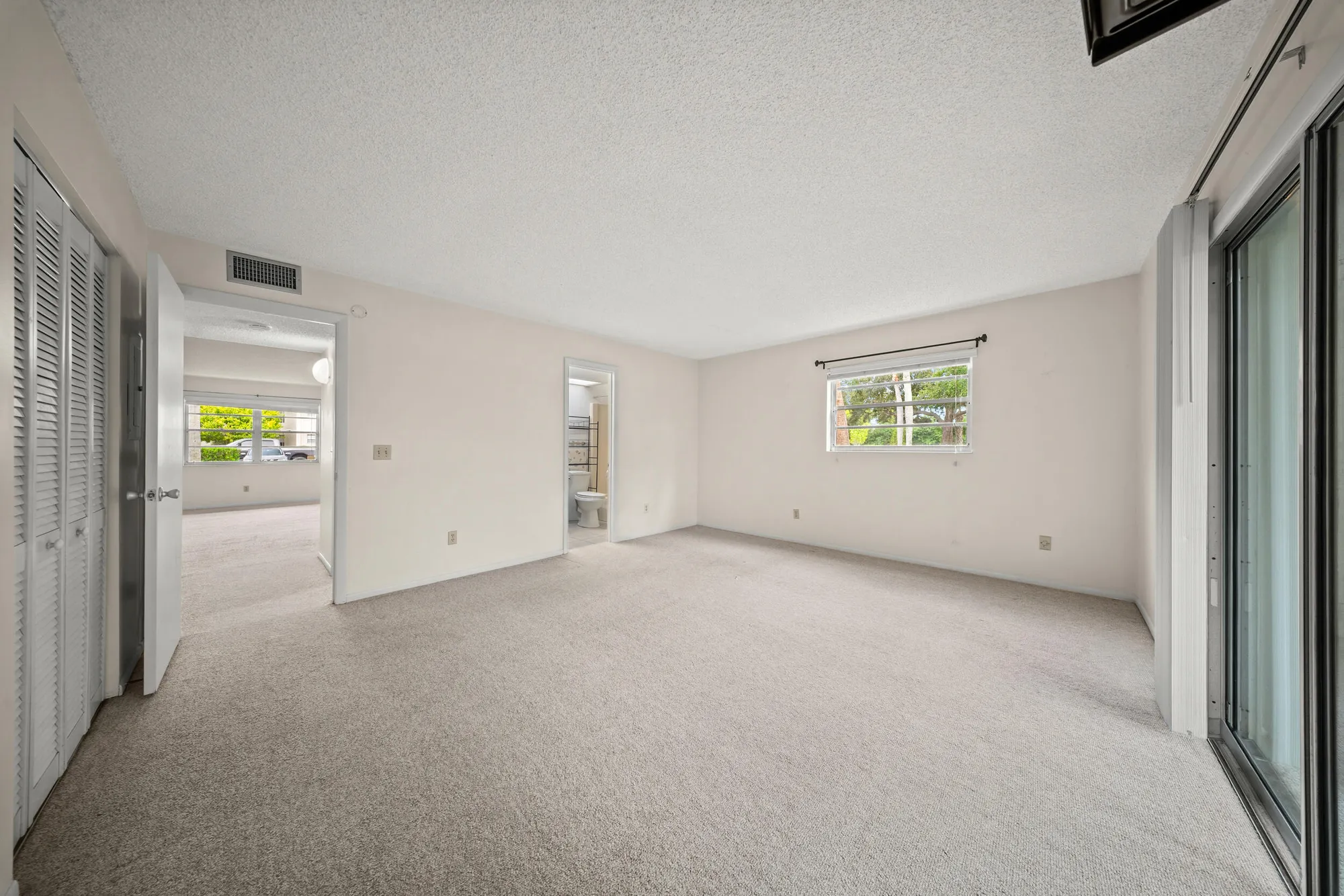 Property Slideshow image 16 of 33 | 8 lake vista trl 103, Port Saint Lucie, FL, 34952