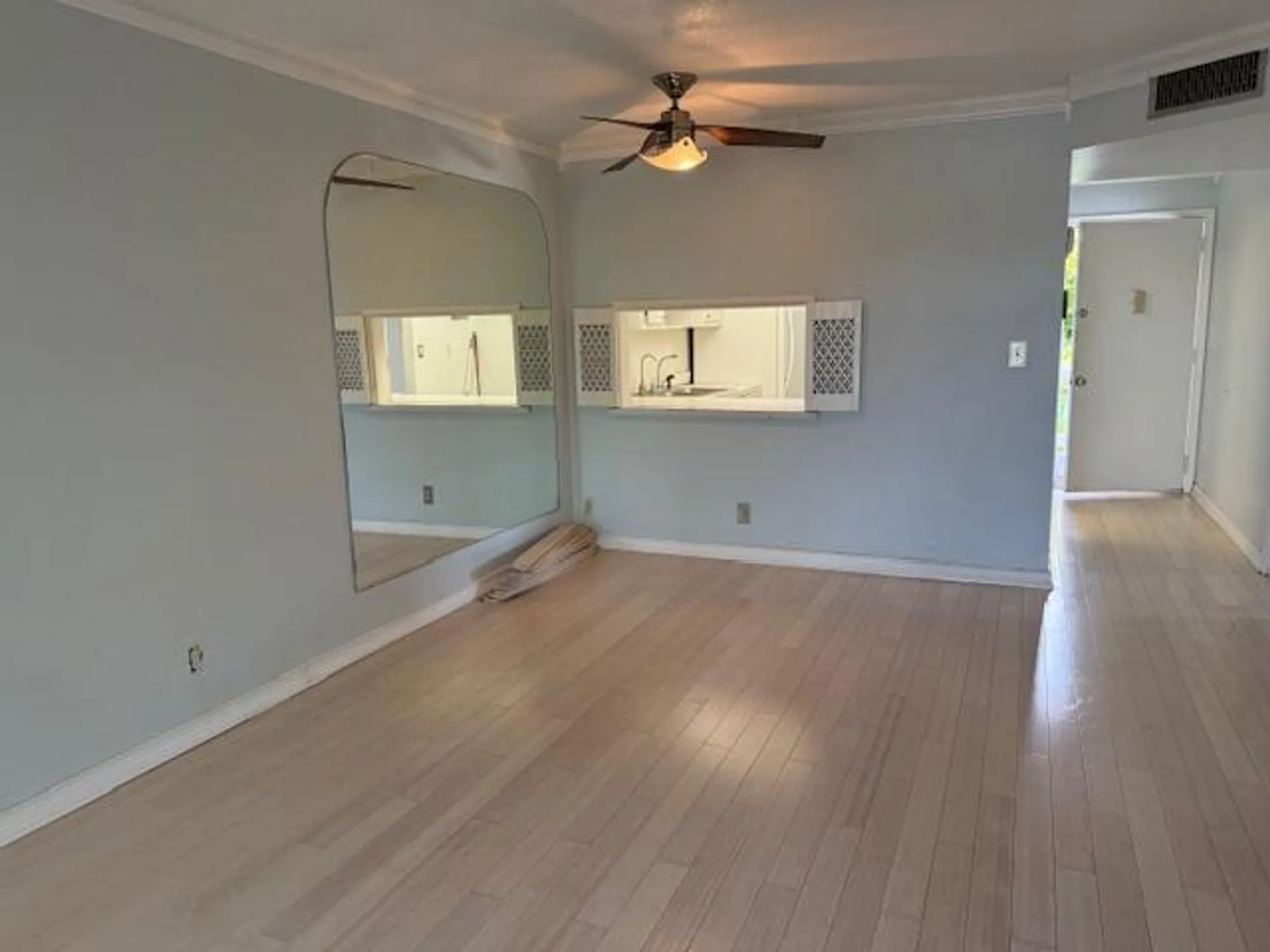 Property Slideshow image 3 of 25 | 2811 garden dr s apt 201, Palm Springs, FL, 33461