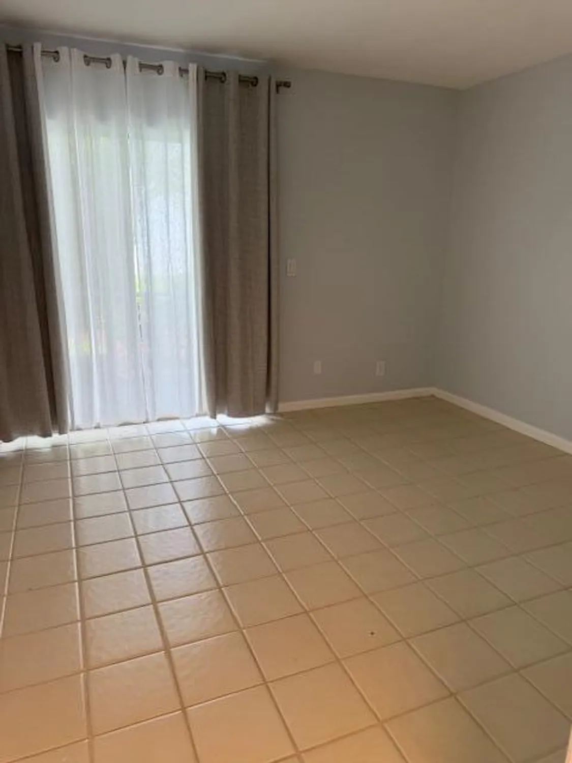 Property Slideshow image 15 of 32 | 3240 lake osborne dr 108, Lake Worth Beach, FL, 33461