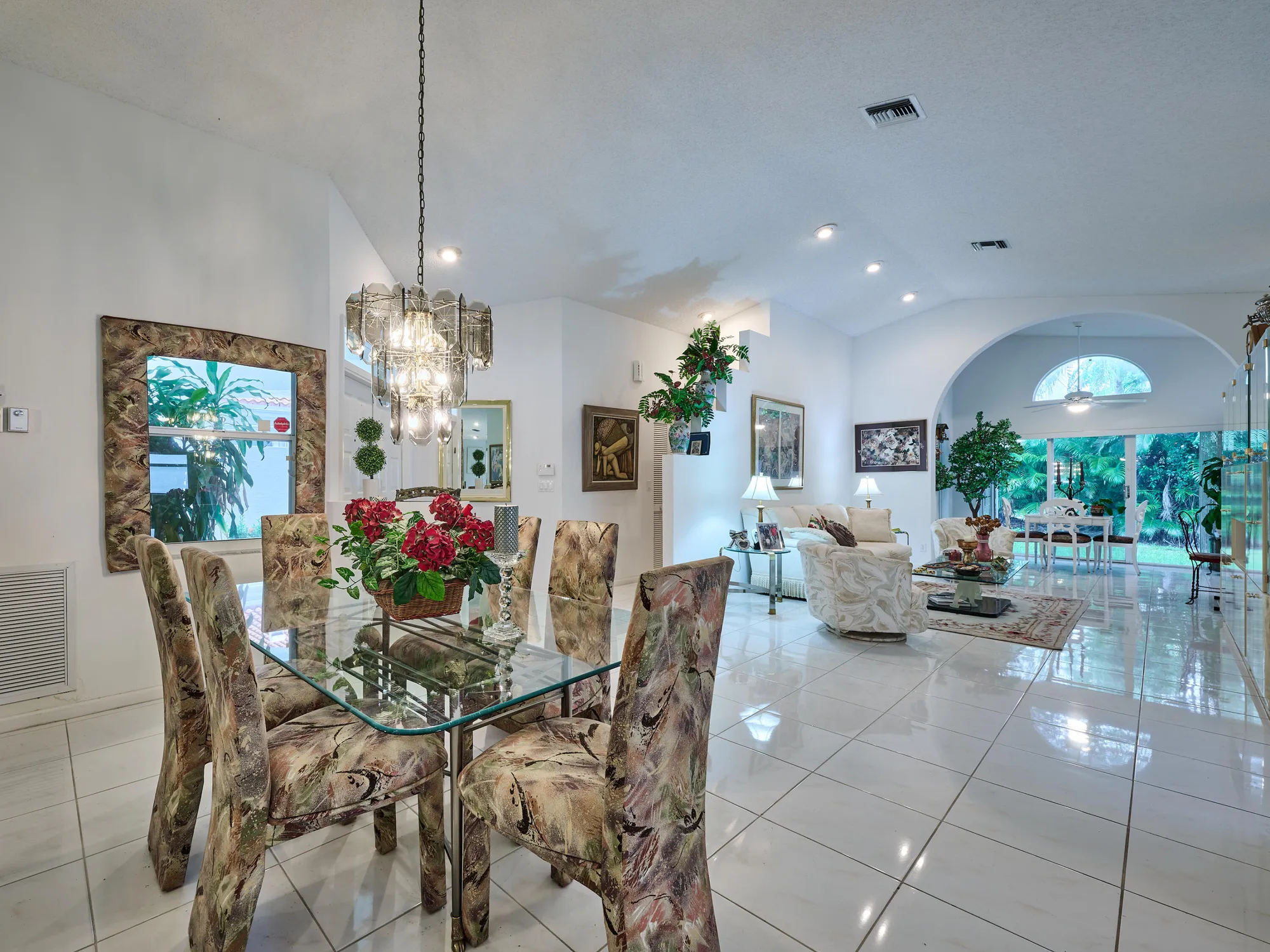 Property Slideshow image 11 of 25 | 9758 harbour lake cir, Boynton Beach, FL, 33437