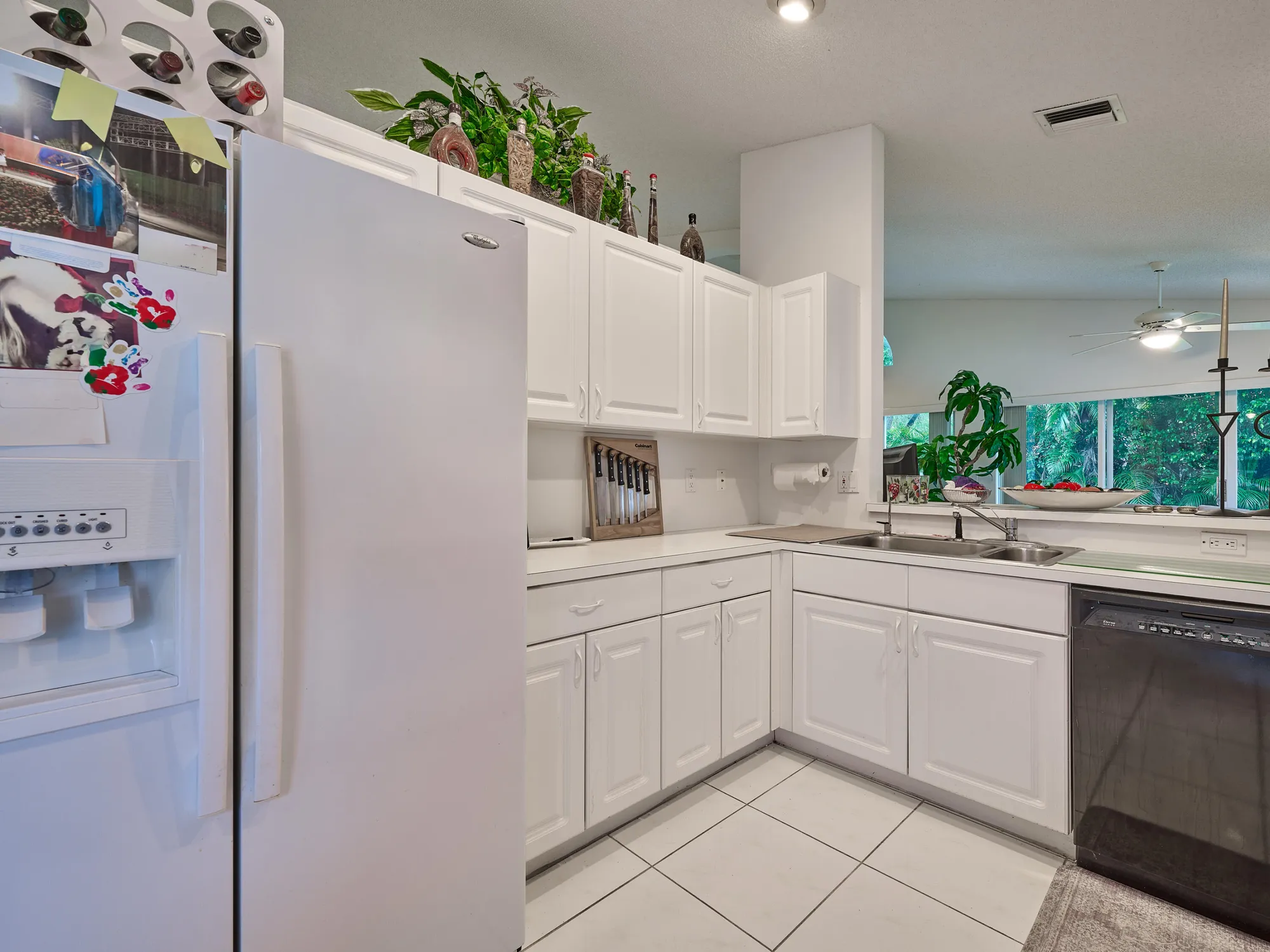 Property Slideshow image 9 of 25 | 9758 harbour lake cir, Boynton Beach, FL, 33437