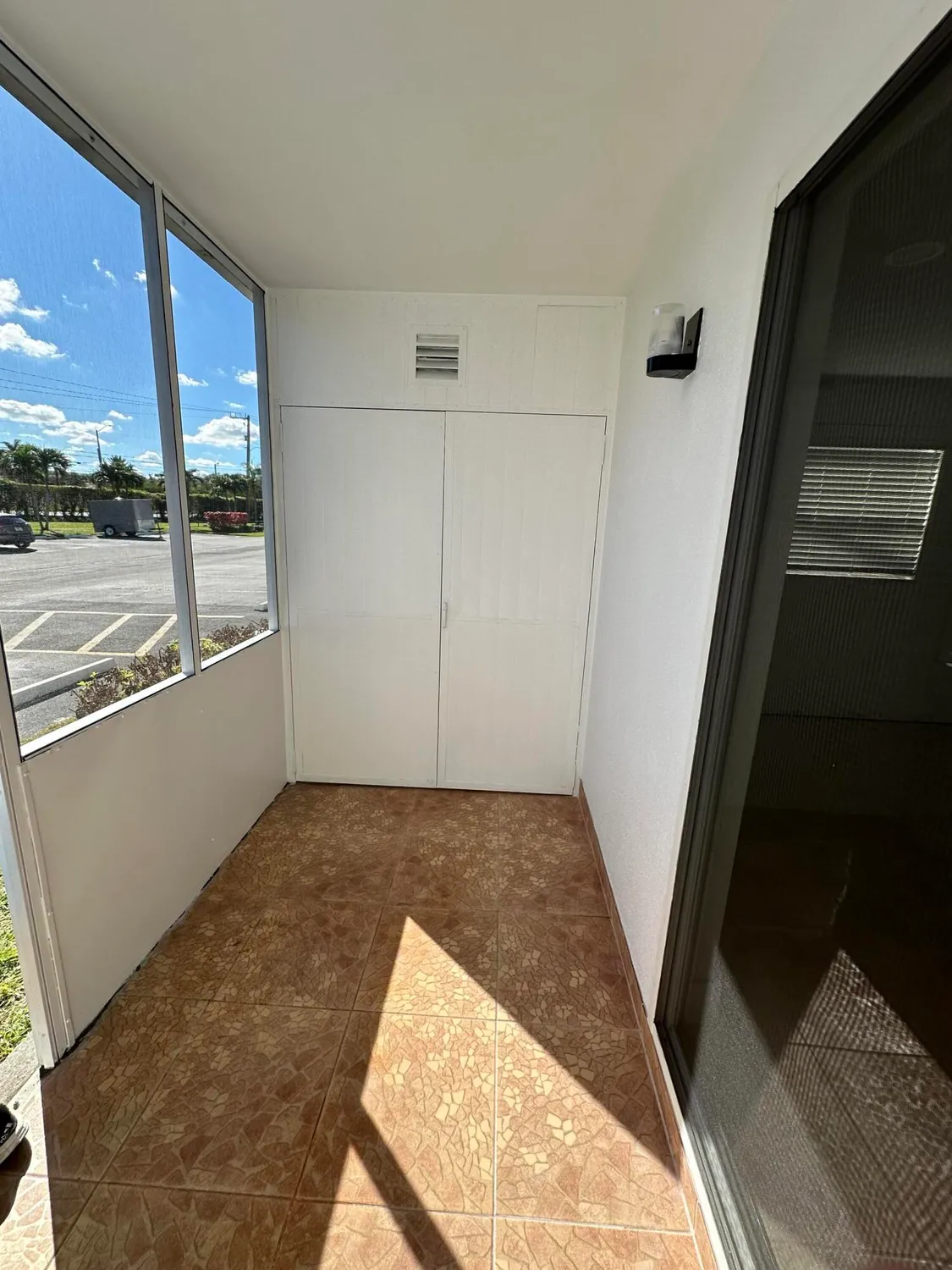 Property Slideshow image 3 of 29 | 215 flanders e unit e, Delray Beach, FL, 33484
