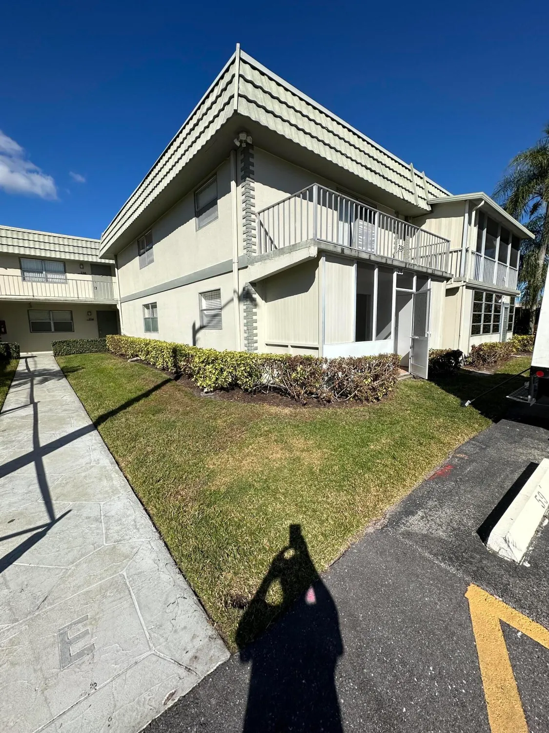 Property Slideshow image 4 of 29 | 215 flanders e unit e, Delray Beach, FL, 33484