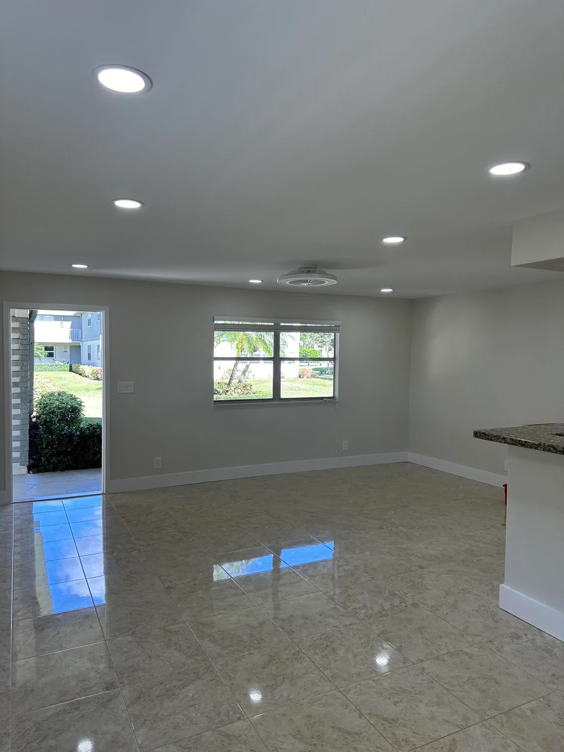 Property Slideshow image 22 of 29 | 215 flanders e unit e, Delray Beach, FL, 33484