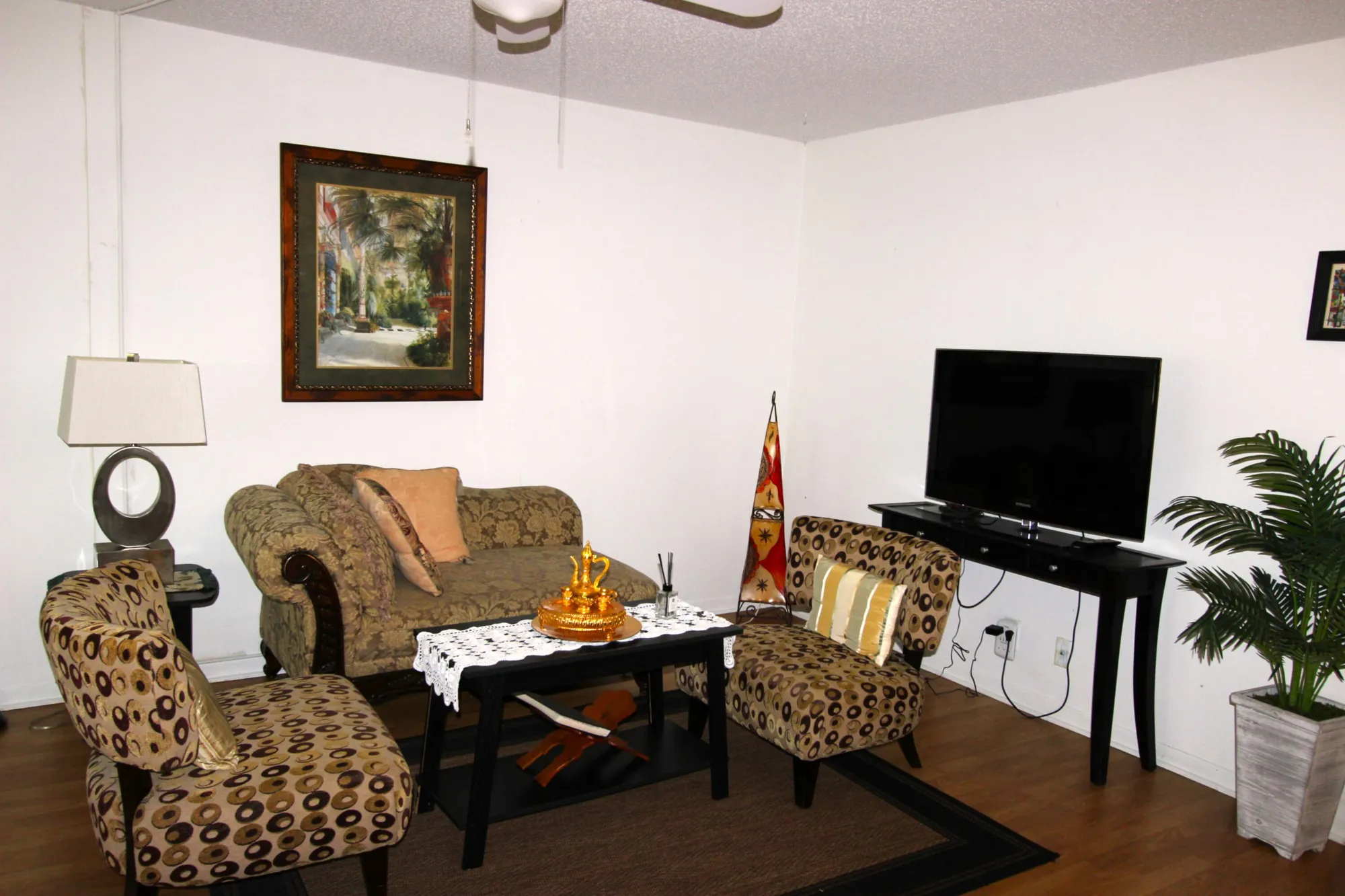 Property Slideshow image 6 of 12 | 1045 circle ter b, Delray Beach, FL, 33445