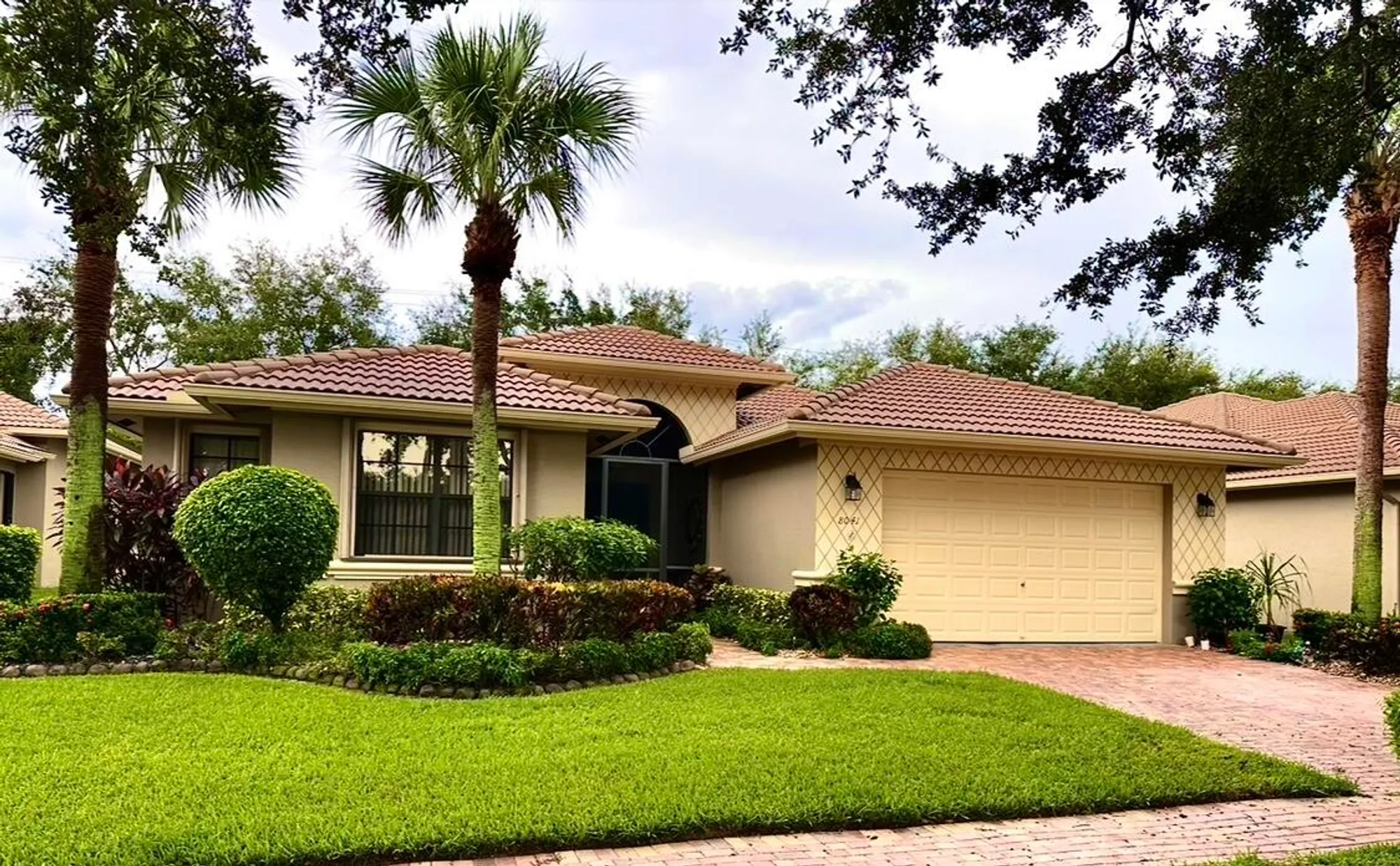 Property Slideshow image 2 of 28 | 8041 via grande, Boynton Beach, FL, 33437