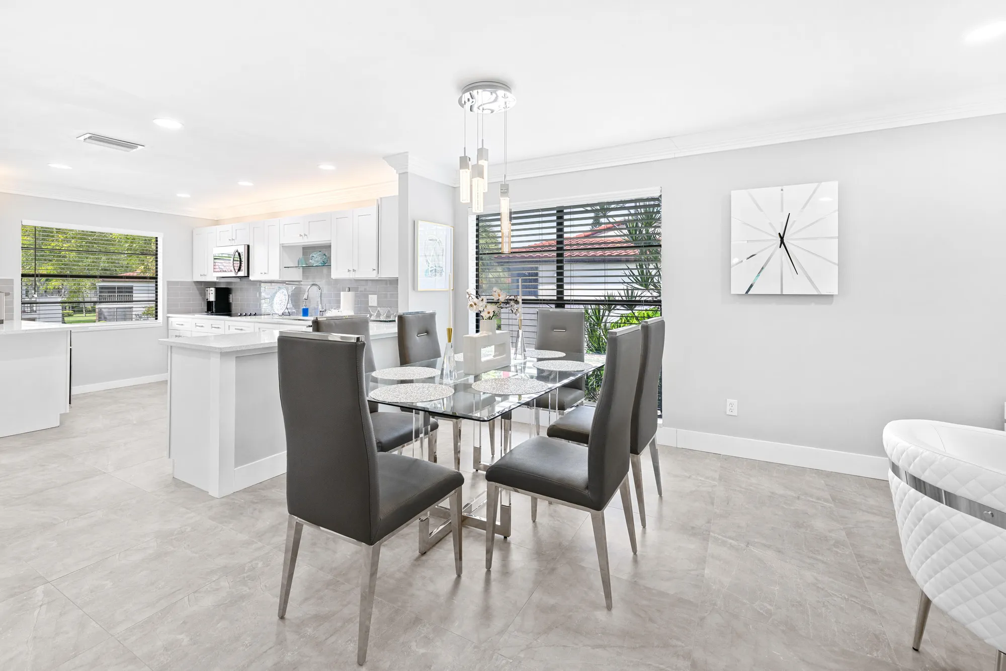 Property Slideshow image 5 of 41 | 9187 norte lago apt 5b, Boca Raton, FL, 33428