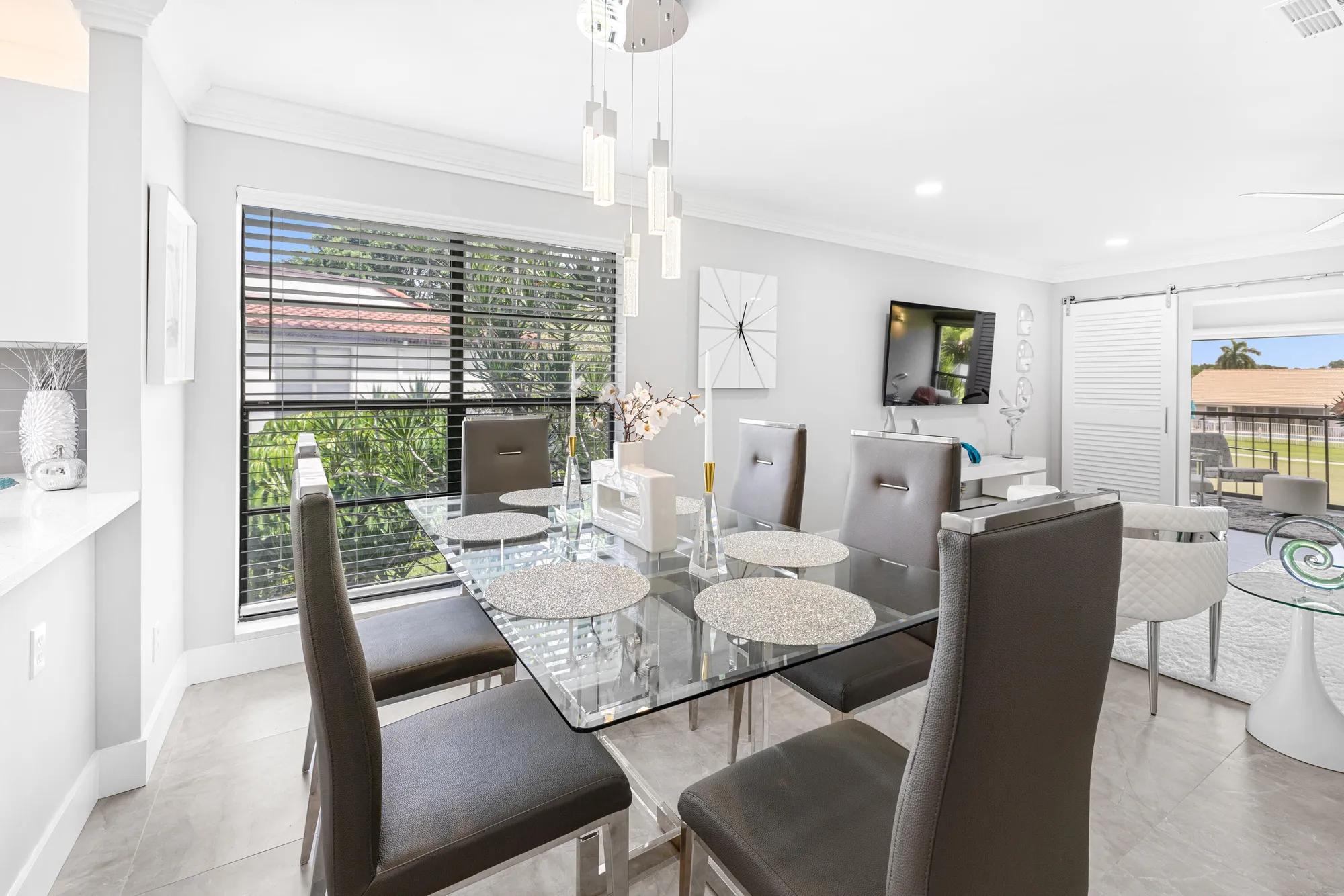 Property Slideshow image 7 of 41 | 9187 norte lago apt 5b, Boca Raton, FL, 33428