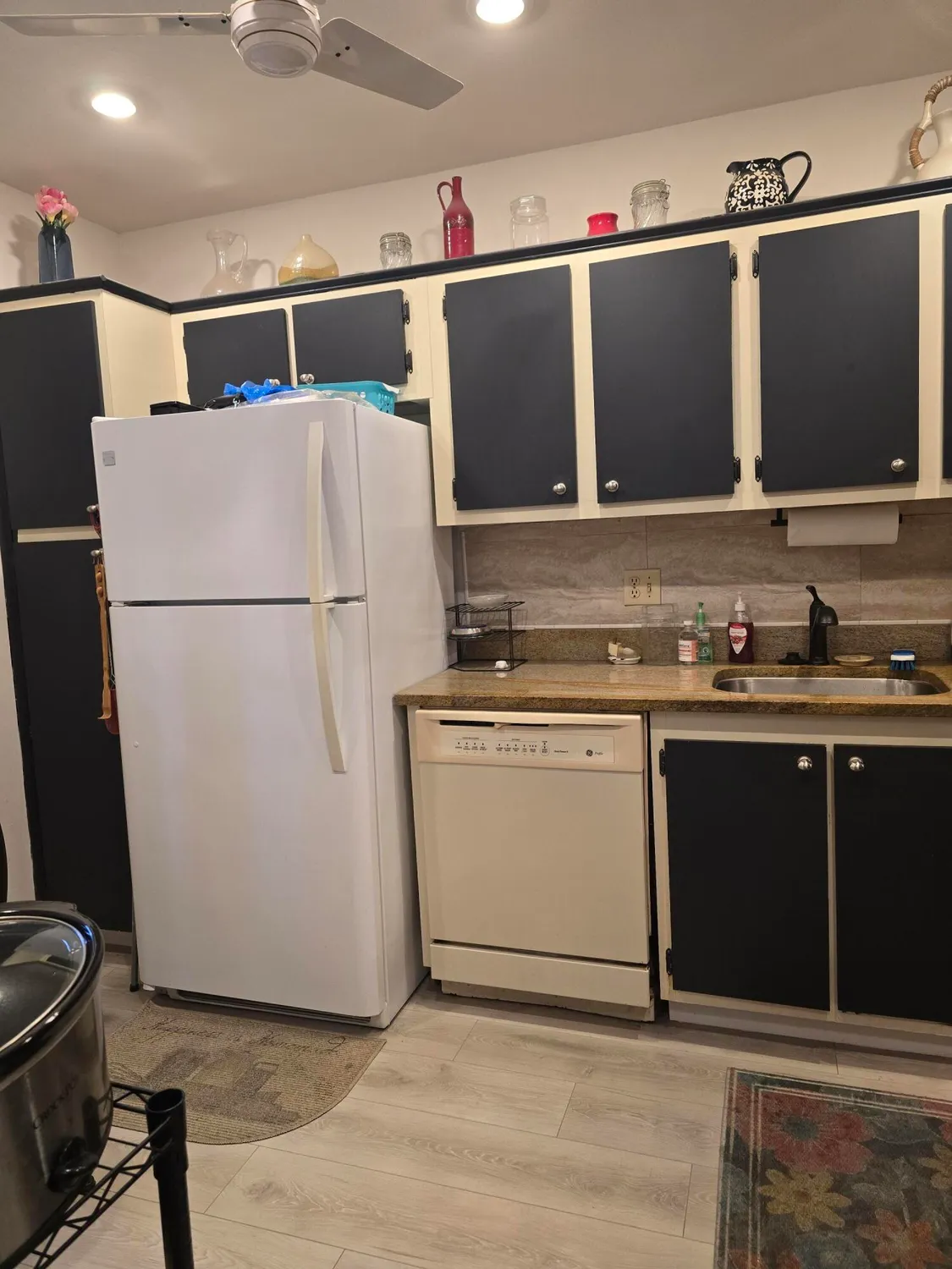 Property Slideshow image 9 of 22 | 140 lake meryl dr apt 233, West Palm Beach, FL, 33411