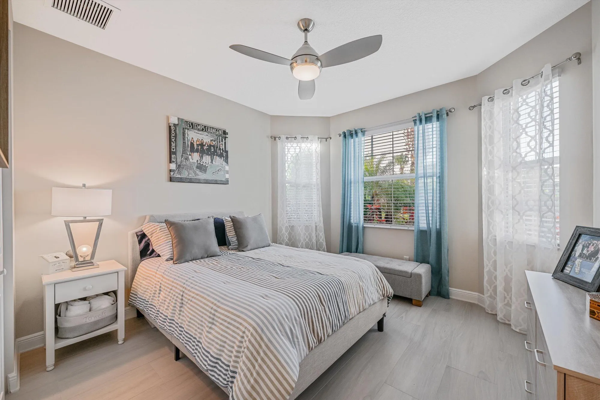 Property Slideshow image 16 of 33 | 11435 sw lake park dr, Port Saint Lucie, FL, 34987