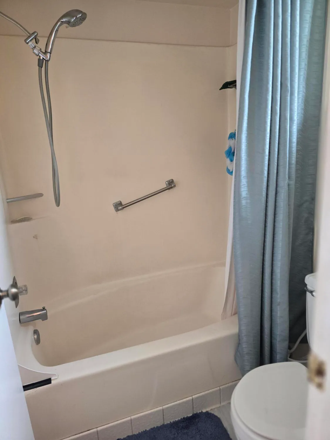 Property Slideshow image 16 of 22 | 140 lake meryl dr apt 233, West Palm Beach, FL, 33411