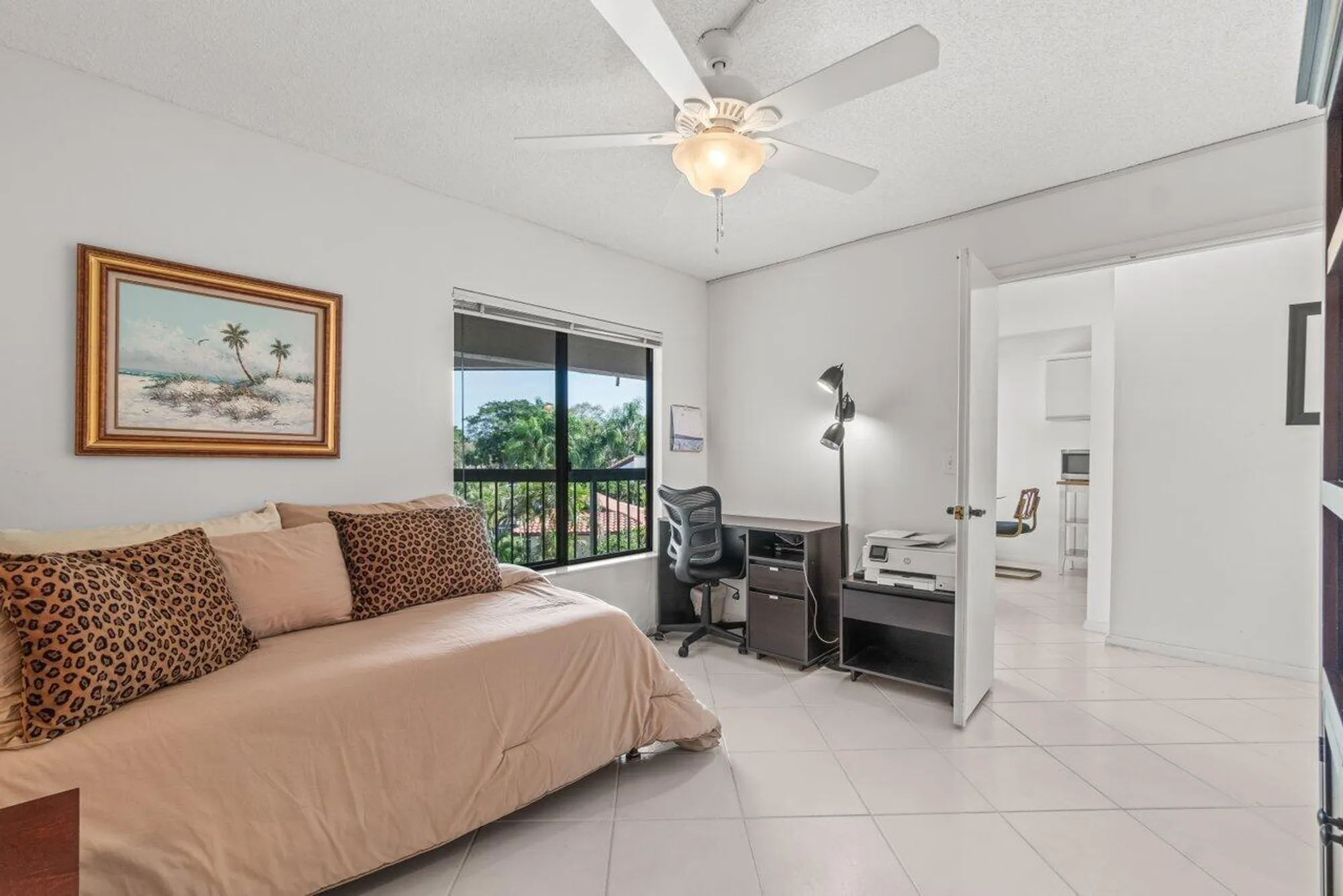 Property Slideshow image 16 of 22 | 5380 cedar lake 303 dr 303, Boynton Beach, FL, 33437