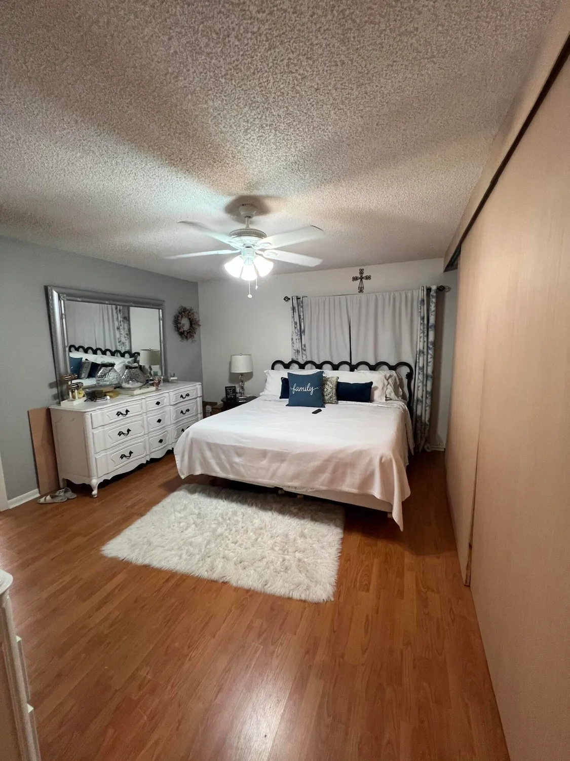 Property Slideshow image 13 of 18 | 6698 10th ave 408, Lake Worth, FL, 33467