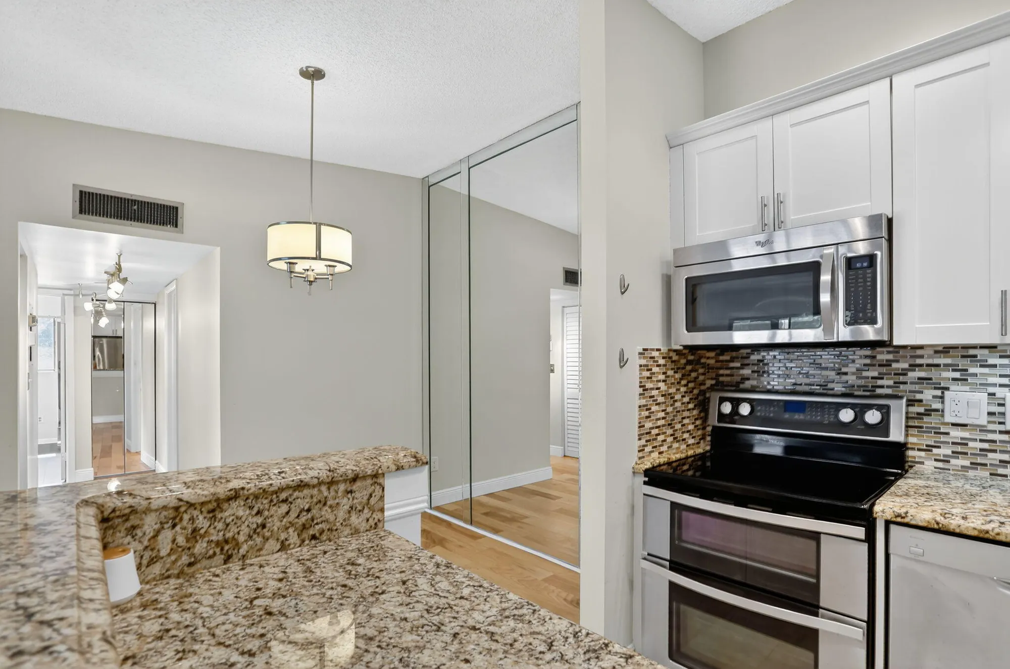 Property Slideshow image 10 of 43 | 7711 ashmont cir # 215, Tamarac, FL, 33321