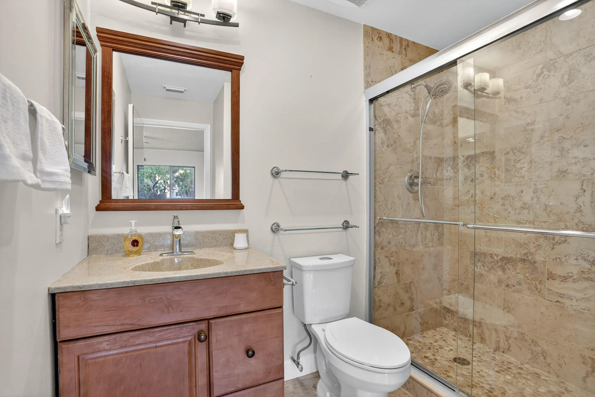 Property Slideshow image 20 of 43 | 7711 ashmont cir # 215, Tamarac, FL, 33321