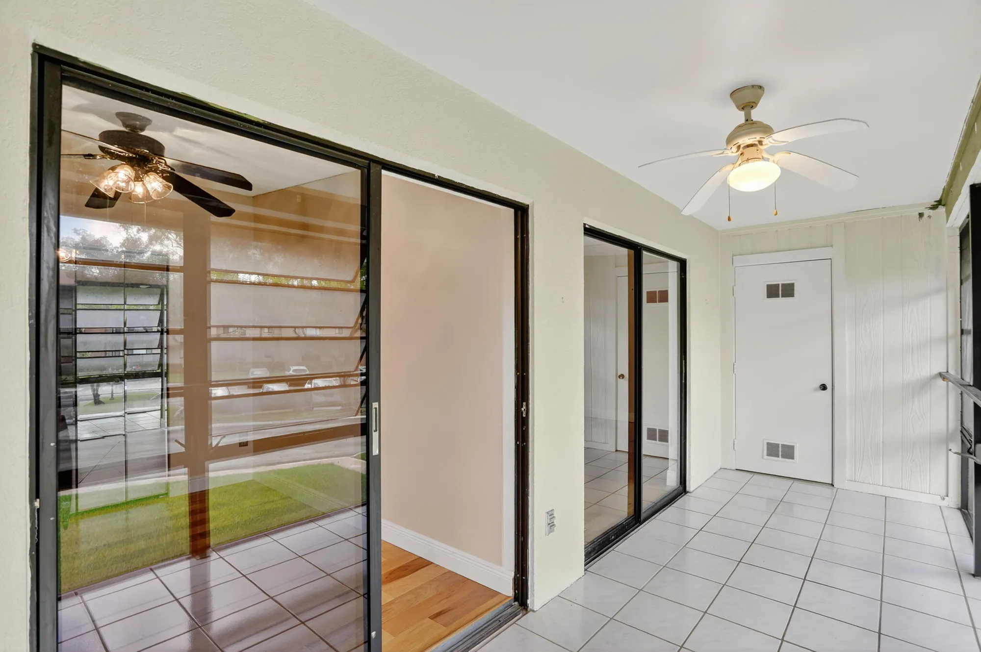 Property Slideshow image 22 of 43 | 7711 ashmont cir # 215, Tamarac, FL, 33321