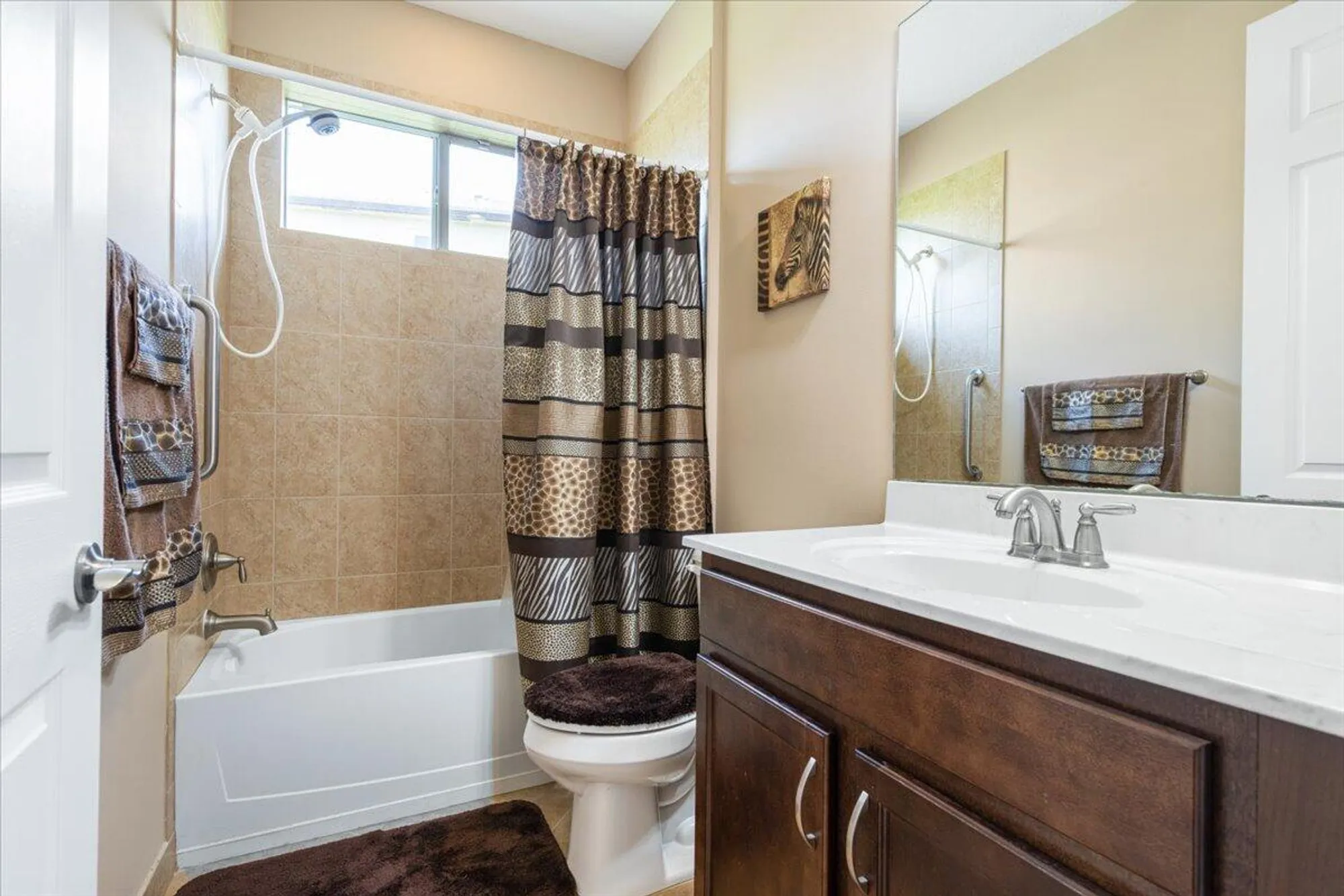Property Slideshow image 19 of 59 | 12075 sw bennington cir, Port Saint Lucie, FL, 34987