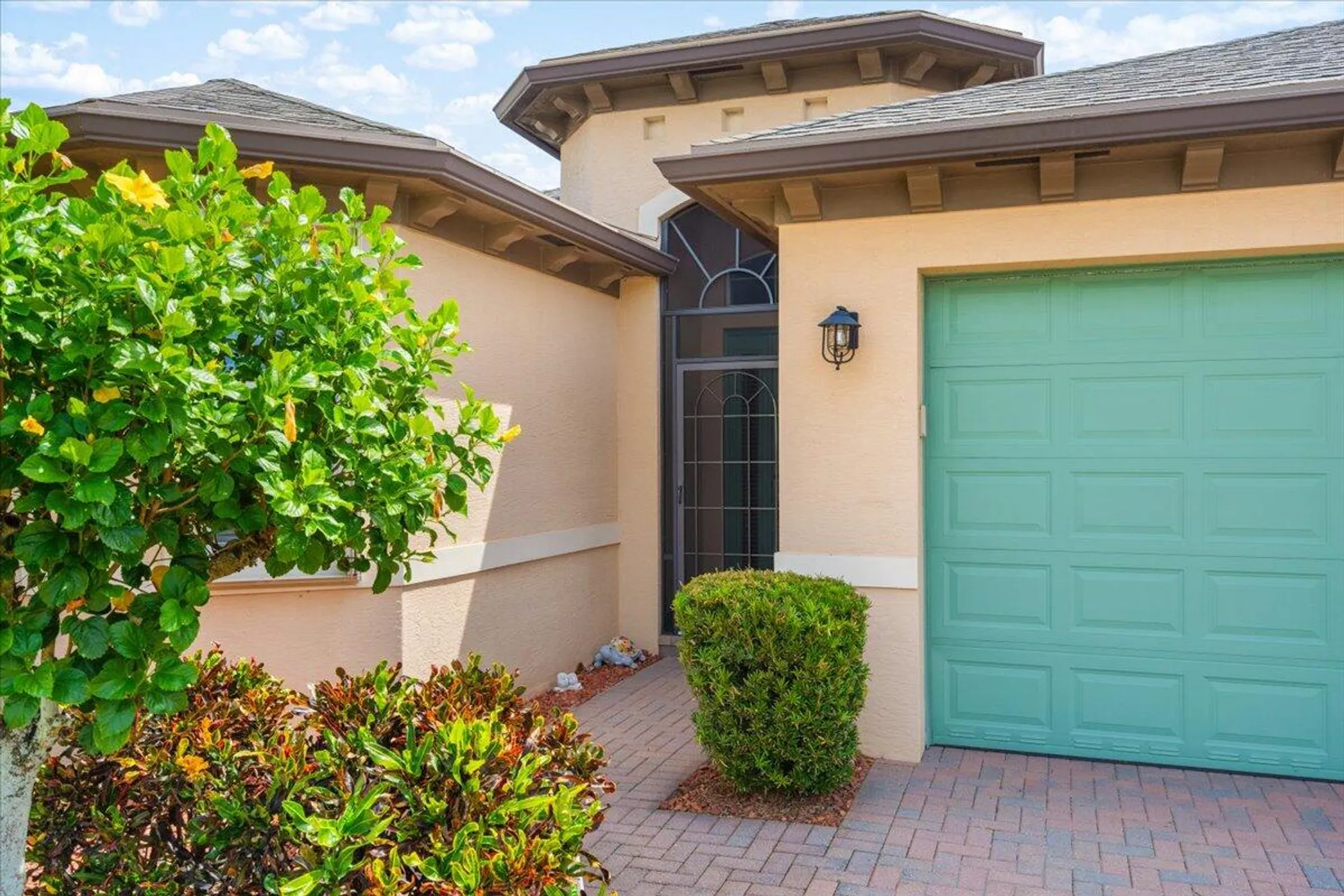 Property Slideshow image 4 of 59 | 12075 sw bennington cir, Port Saint Lucie, FL, 34987