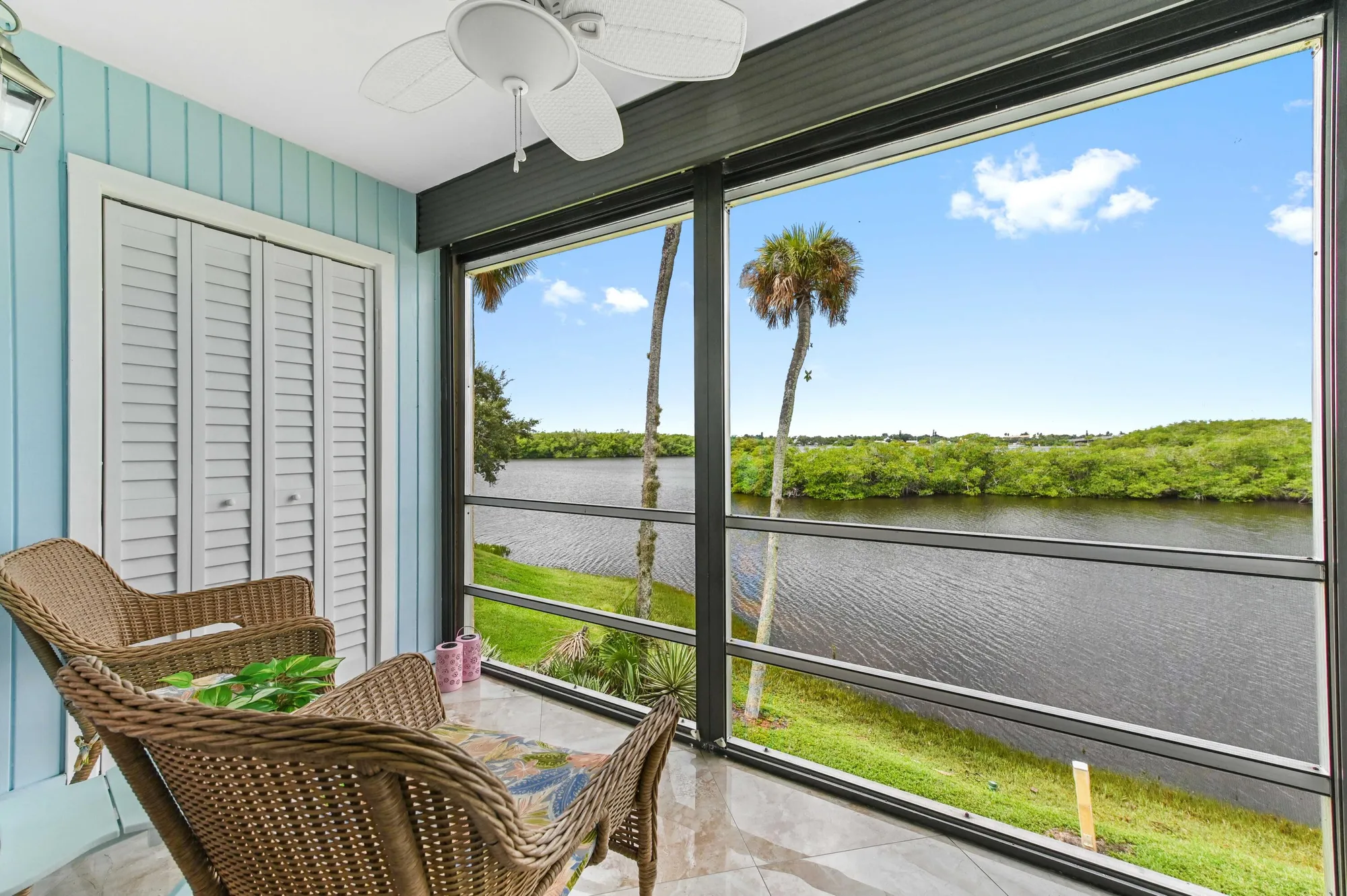 Property Slideshow image 2 of 23 | 2600 s kanner hwy f9, Stuart, FL, 34994