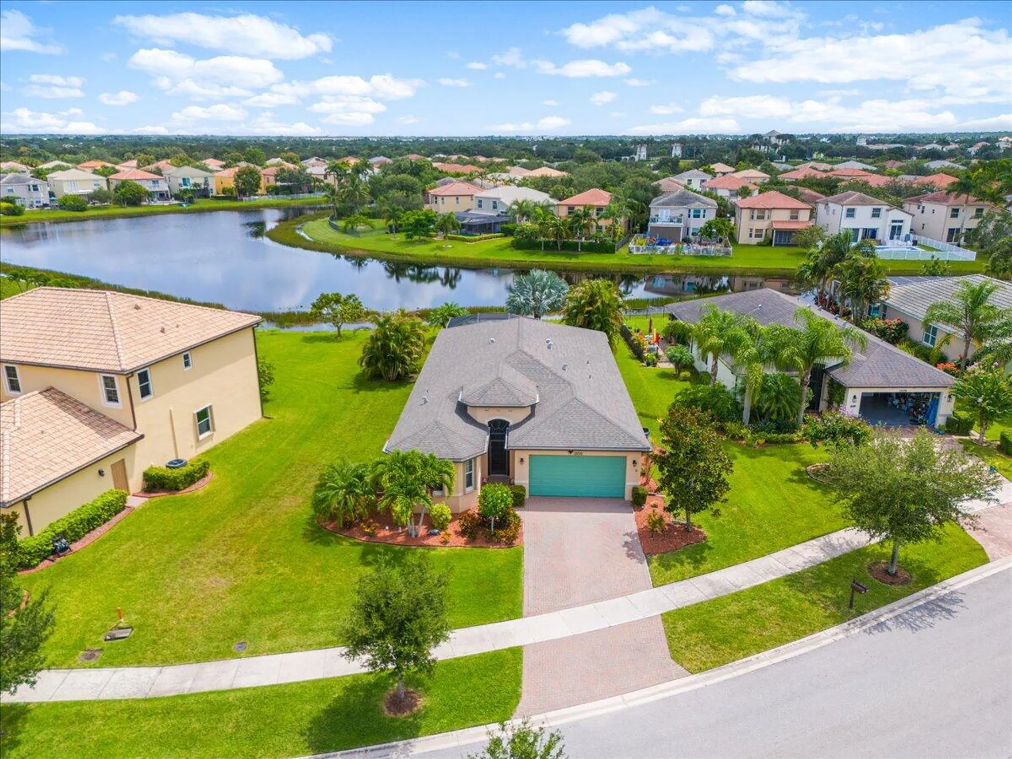 Property Slideshow image 34 of 59 | 12075 sw bennington cir, Port Saint Lucie, FL, 34987