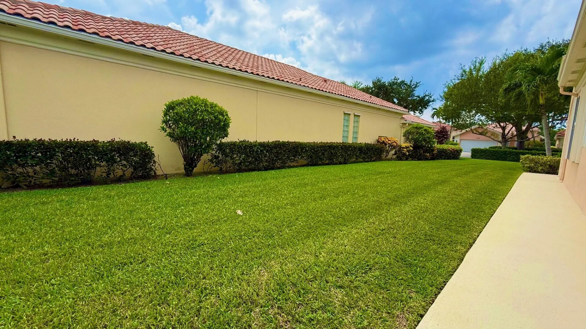 Property Slideshow image 2 of 64 | 2706 james river rd, West Palm Beach, FL, 33411
