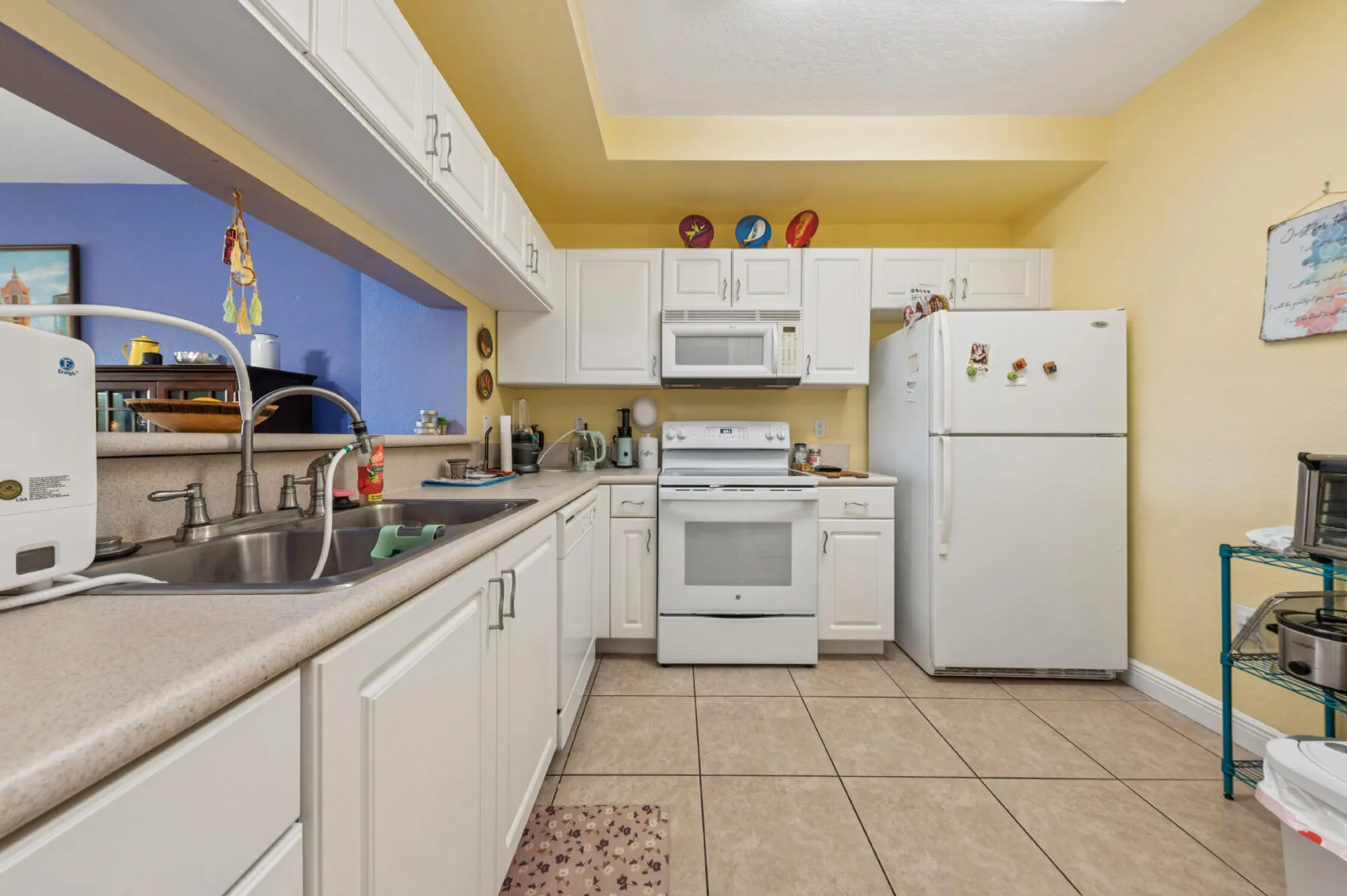 Property Slideshow image 8 of 15 | 4721 lucerne lakes blvd 744, Lake Worth, FL, 33467