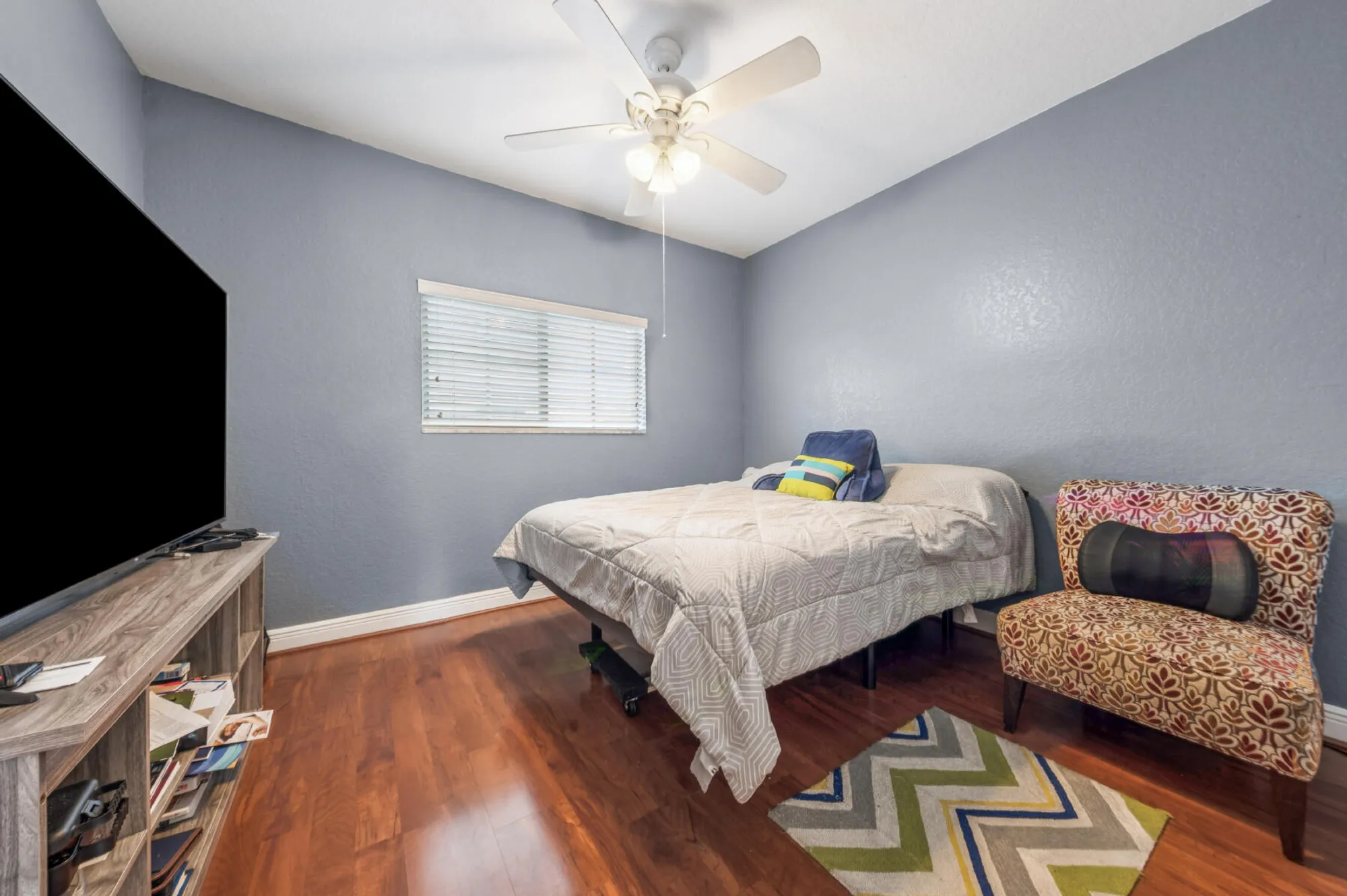 Property Slideshow image 11 of 15 | 4721 lucerne lakes blvd 744, Lake Worth, FL, 33467