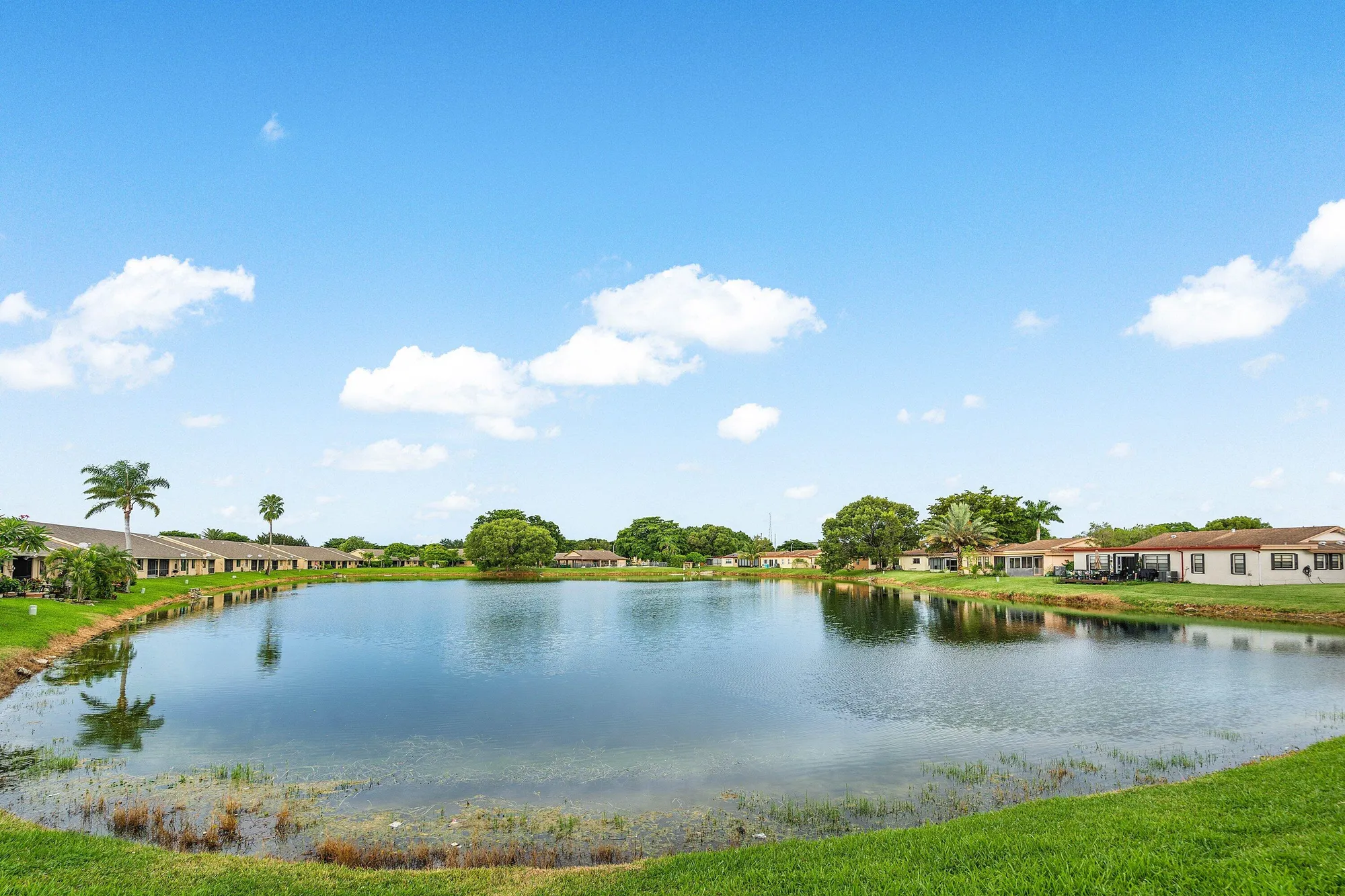 Property Slideshow image 25 of 42 | 7614 nw 99th ave, Tamarac, FL, 33321