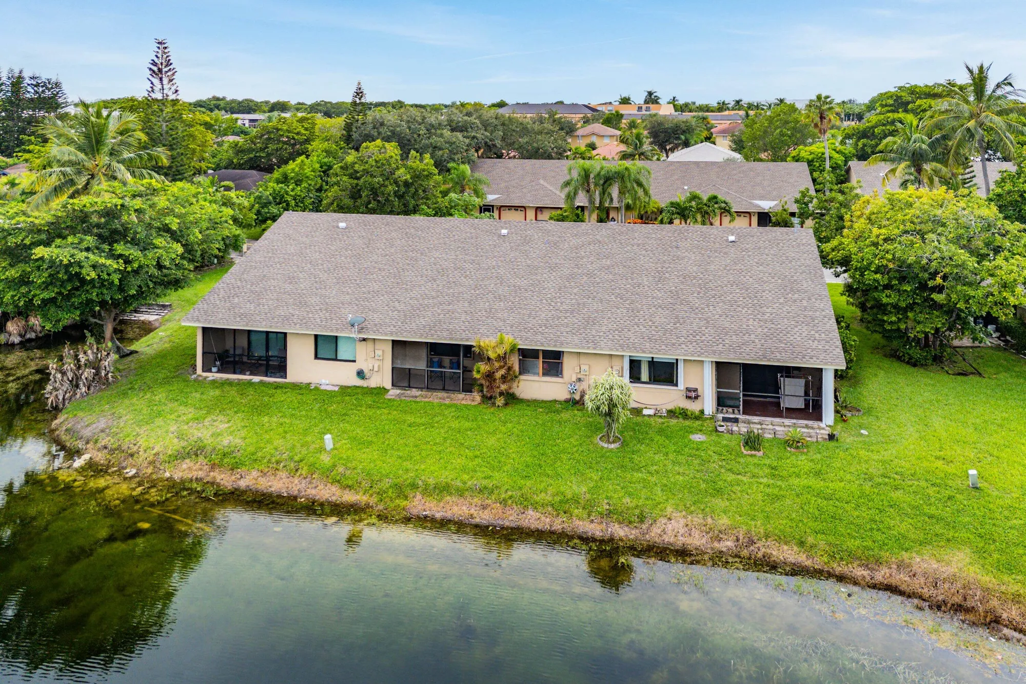 Property Slideshow image 30 of 42 | 7614 nw 99th ave, Tamarac, FL, 33321