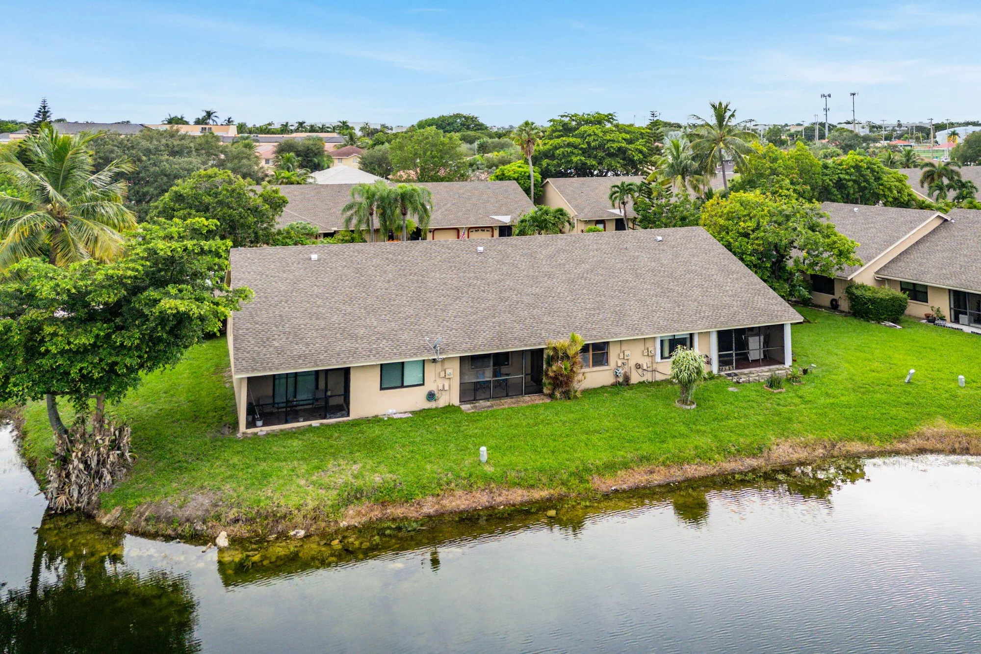 Property Slideshow image 31 of 42 | 7614 nw 99th ave, Tamarac, FL, 33321