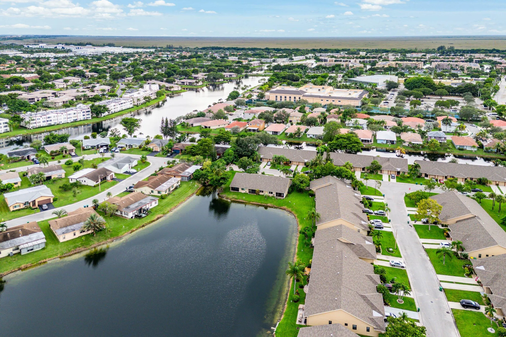 Property Slideshow image 34 of 42 | 7614 nw 99th ave, Tamarac, FL, 33321