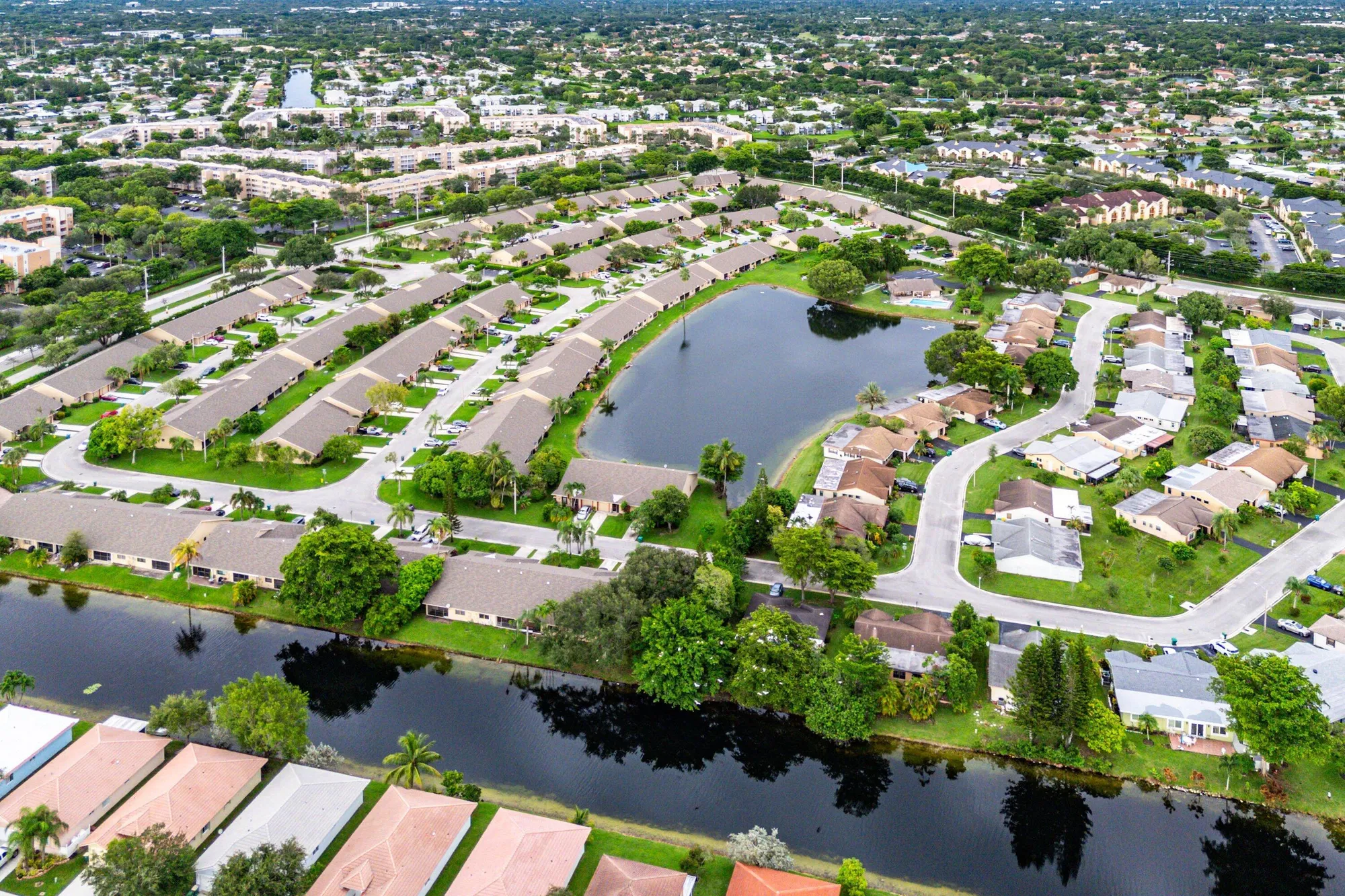 Property Slideshow image 40 of 42 | 7614 nw 99th ave, Tamarac, FL, 33321