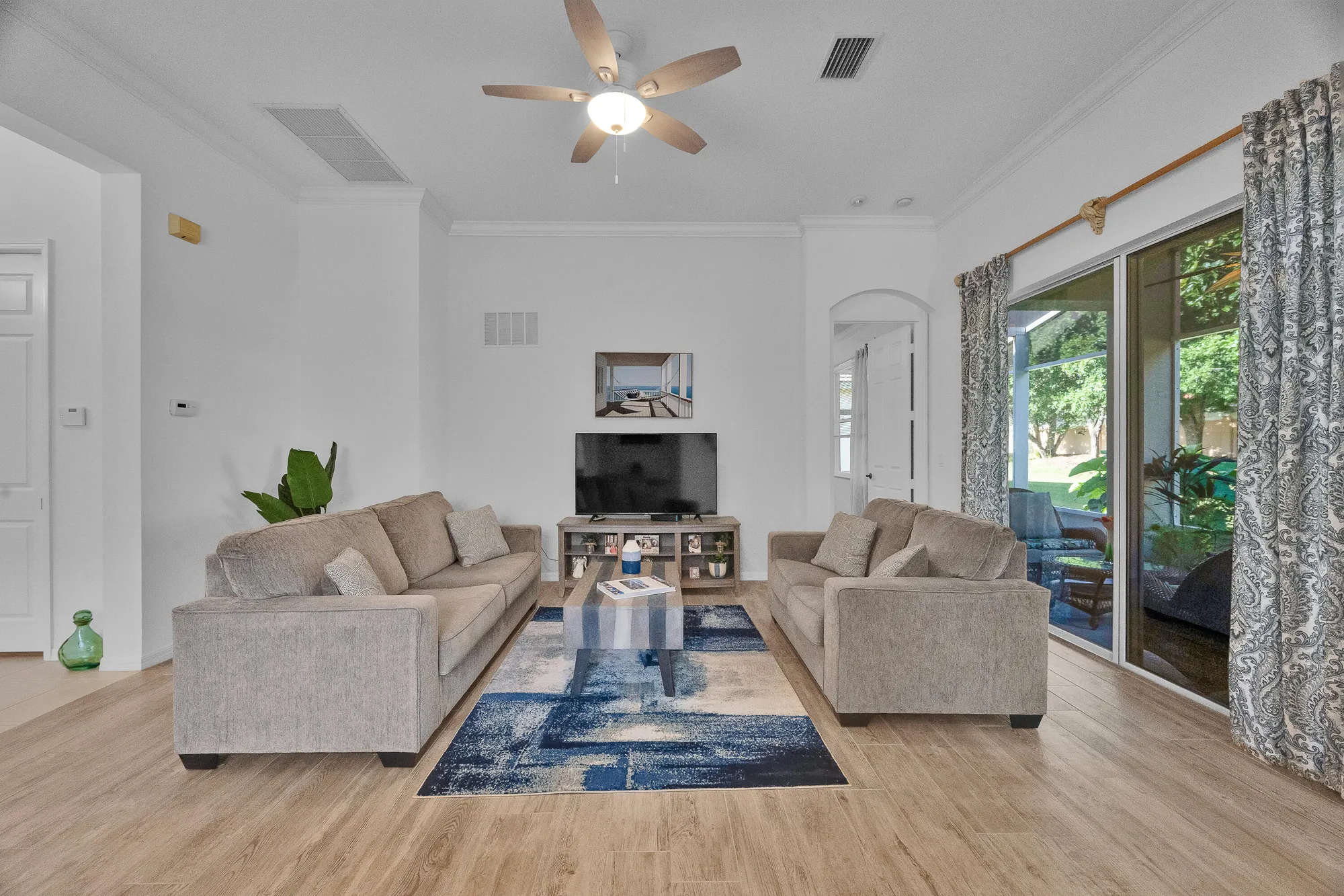 Property Slideshow image 11 of 56 | 489 sw talquin ln, Port Saint Lucie, FL, 34986