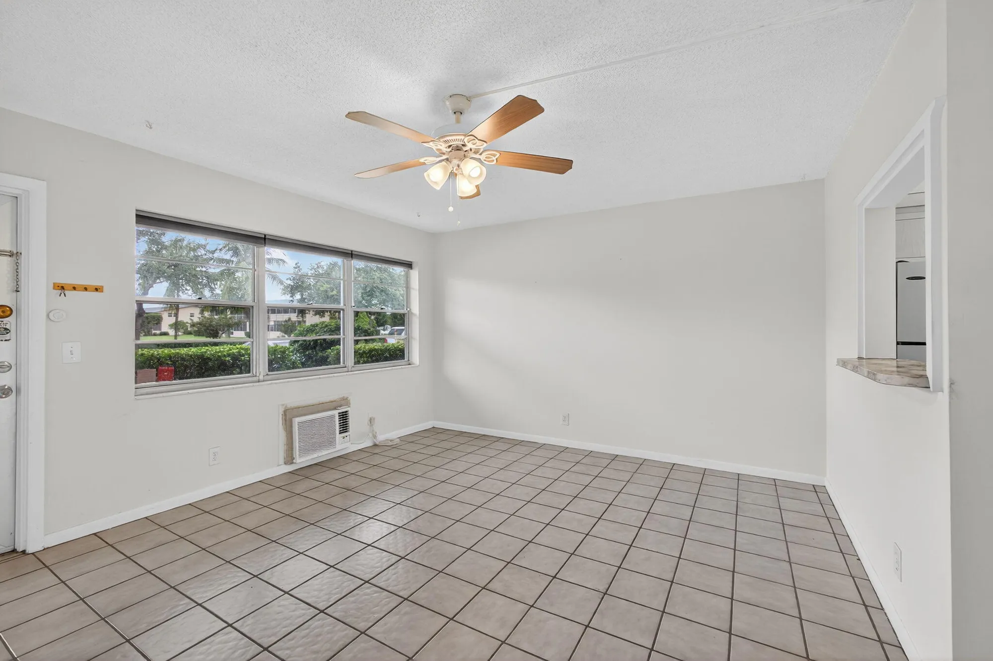 Property Slideshow image 5 of 28 | 7 dorchester a a, West Palm Beach, FL, 33417