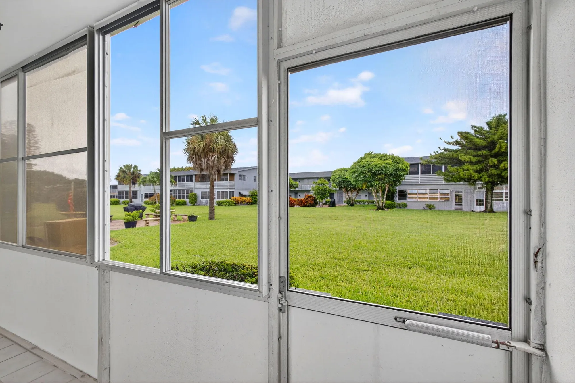 Property Slideshow image 14 of 28 | 7 dorchester a a, West Palm Beach, FL, 33417