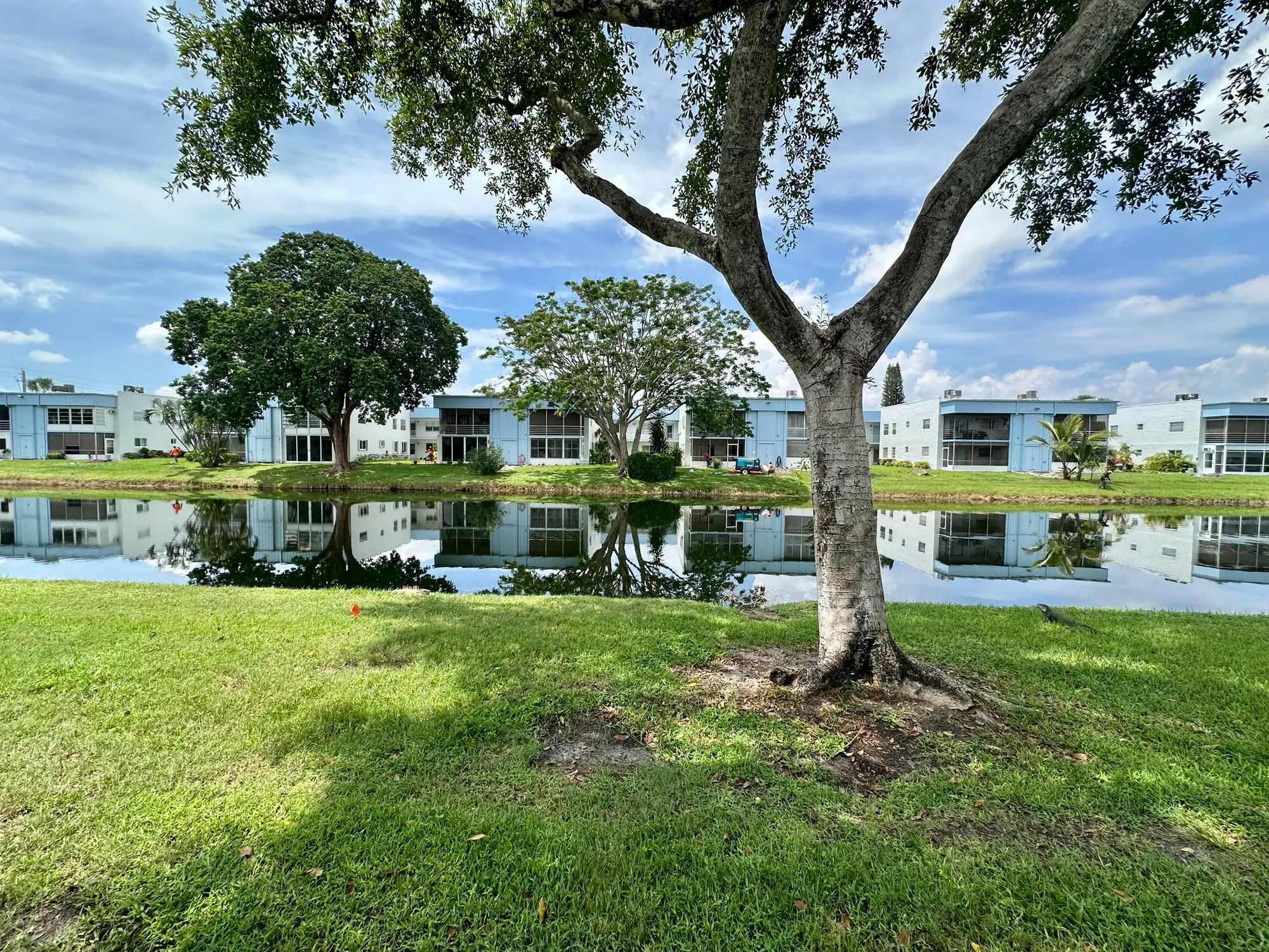 Property Slideshow image 19 of 63 | 350 saxony h, Delray Beach, FL, 33446
