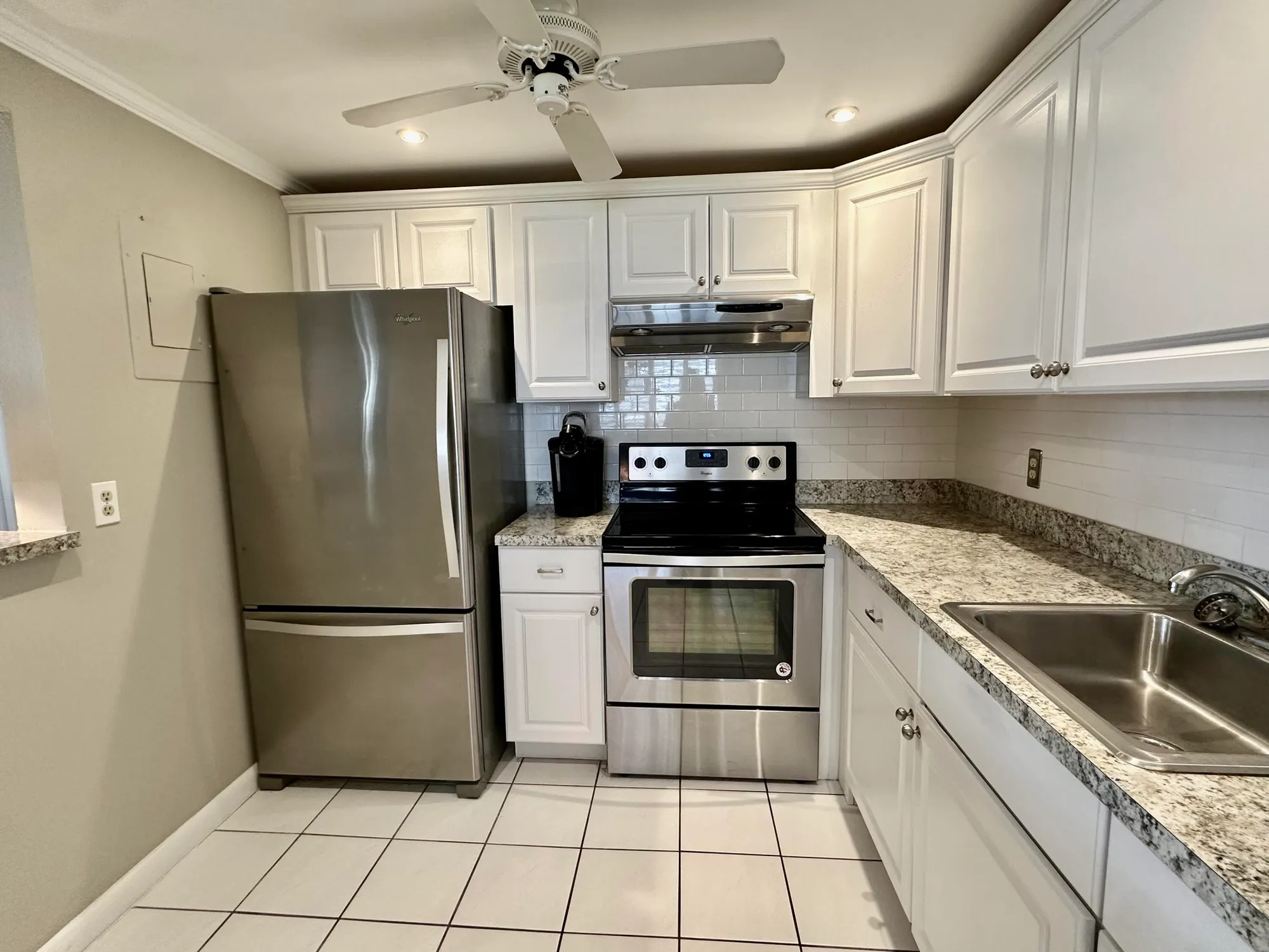 Property Slideshow image 10 of 63 | 350 saxony h, Delray Beach, FL, 33446