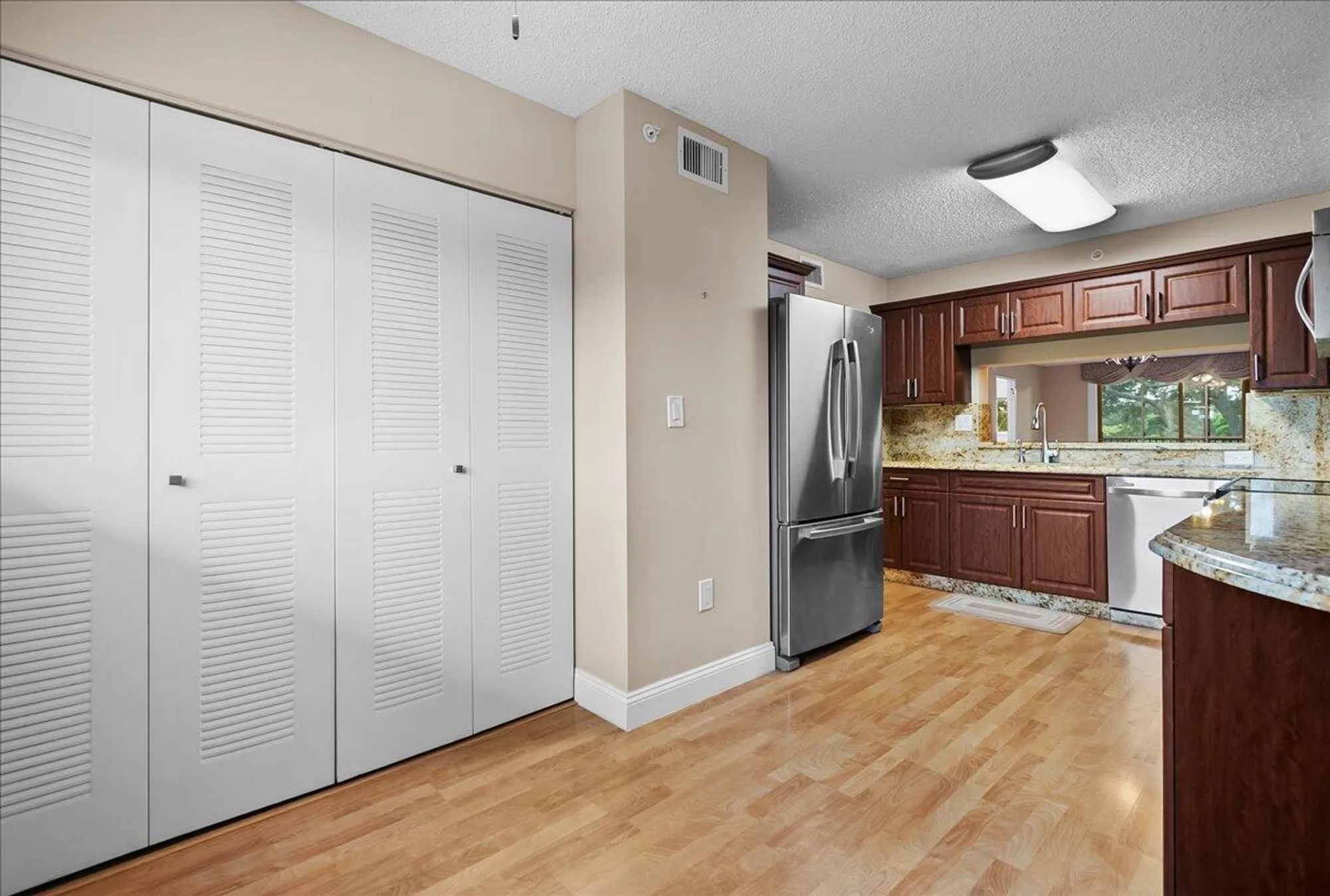 Property Slideshow image 3 of 35 | 4734 lucerne lakes blvd 302, Lake Worth, FL, 33467