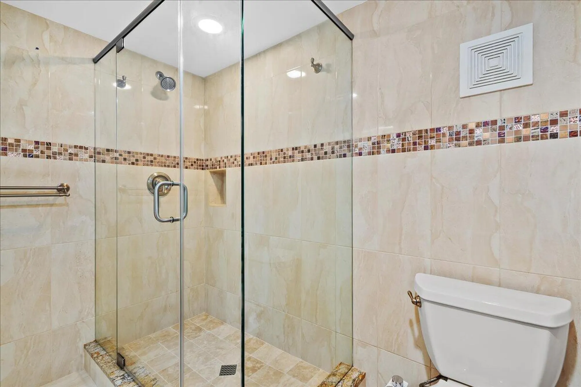 Property Slideshow image 17 of 35 | 4734 lucerne lakes blvd 302, Lake Worth, FL, 33467