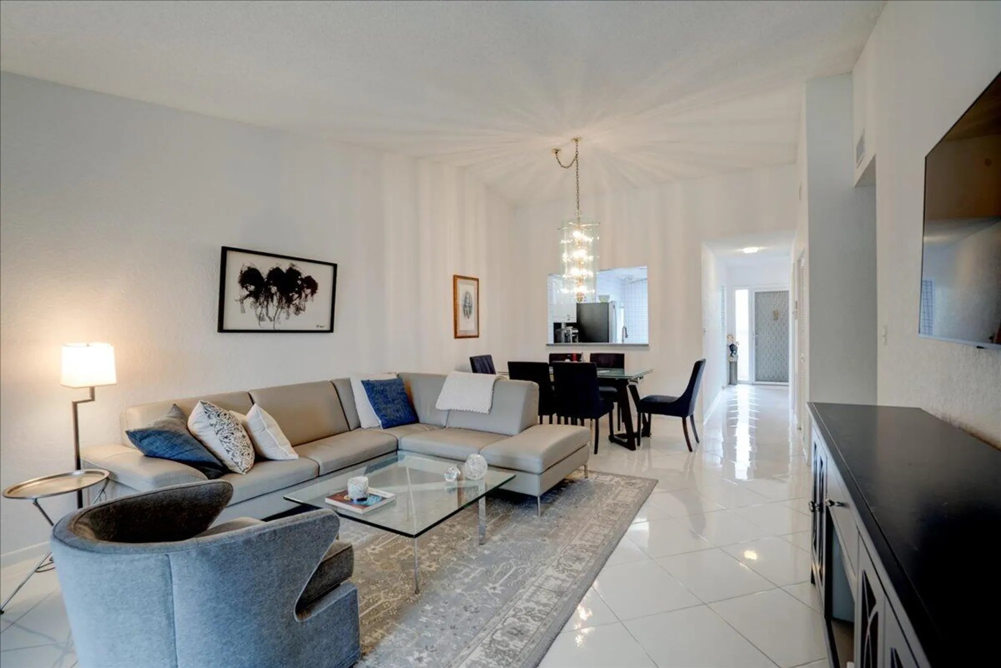 Property Slideshow image 18 of 39 | 5121 oak hill ln 423, Delray Beach, FL, 33484