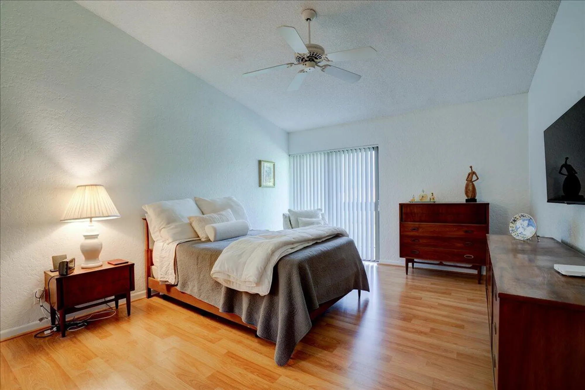Property Slideshow image 21 of 39 | 5121 oak hill ln 423, Delray Beach, FL, 33484