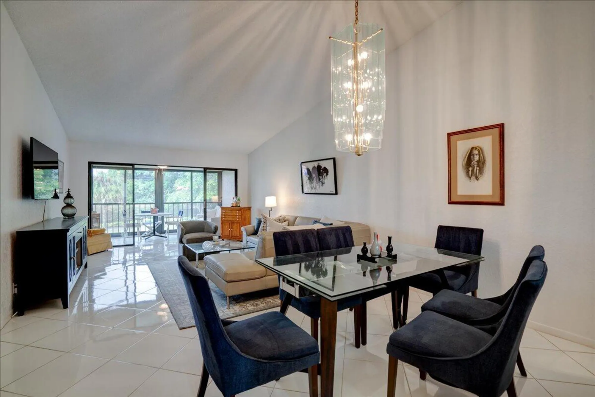 Property Slideshow image 14 of 39 | 5121 oak hill ln 423, Delray Beach, FL, 33484