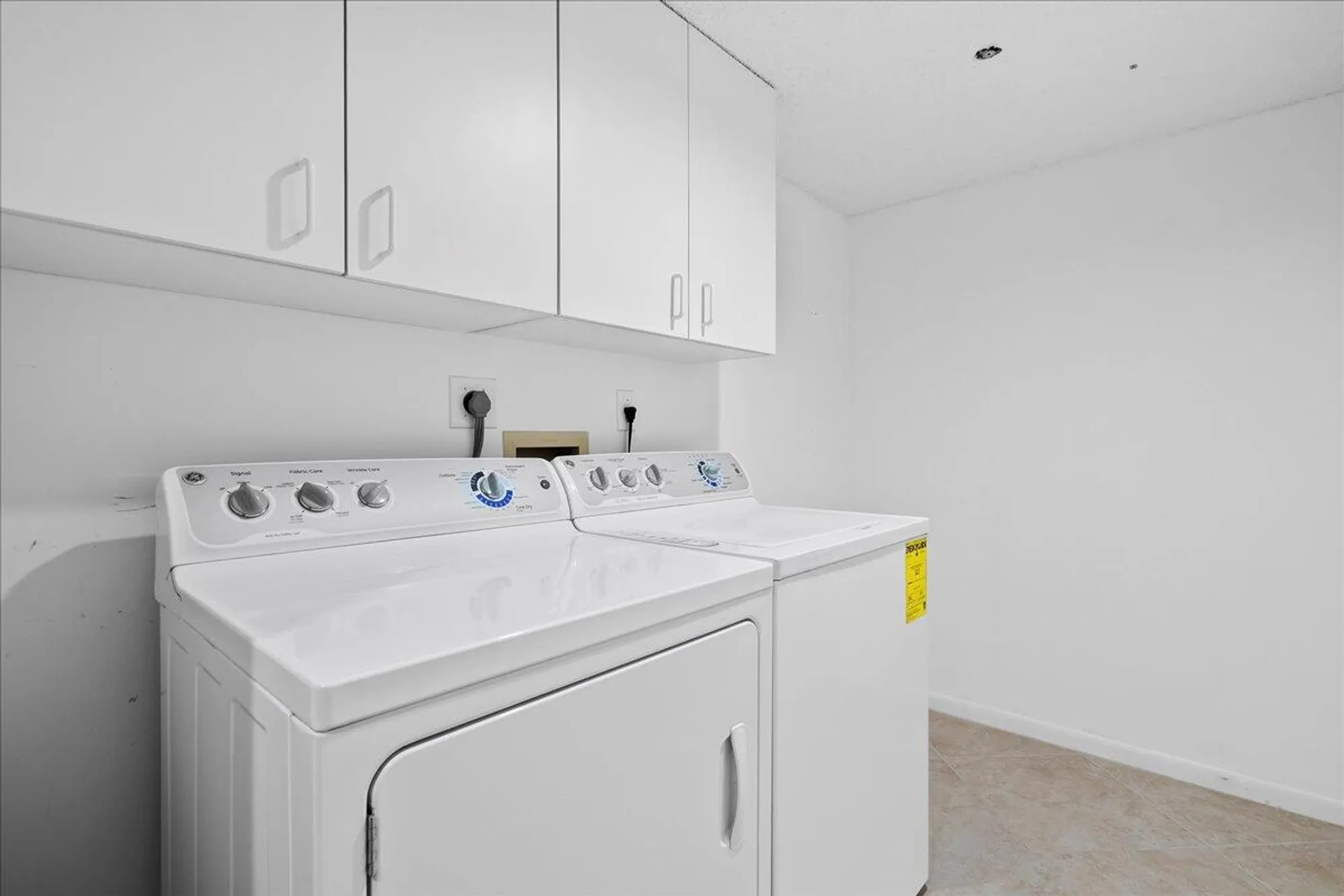 Property Slideshow image 22 of 35 | 4734 lucerne lakes blvd 302, Lake Worth, FL, 33467