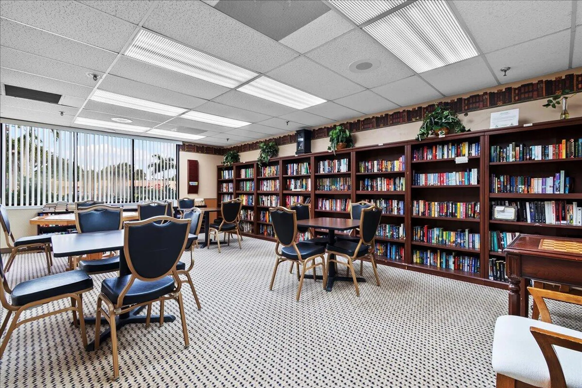 Property Slideshow image 27 of 35 | 4734 lucerne lakes blvd 302, Lake Worth, FL, 33467