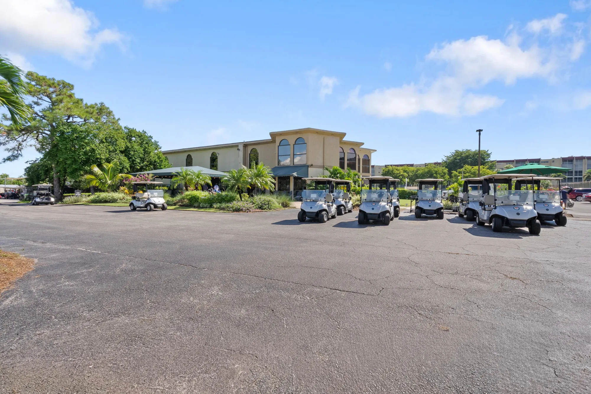 Property Slideshow image 27 of 30 | 3590 via poinciana apt 607, Lake Worth, FL, 33467