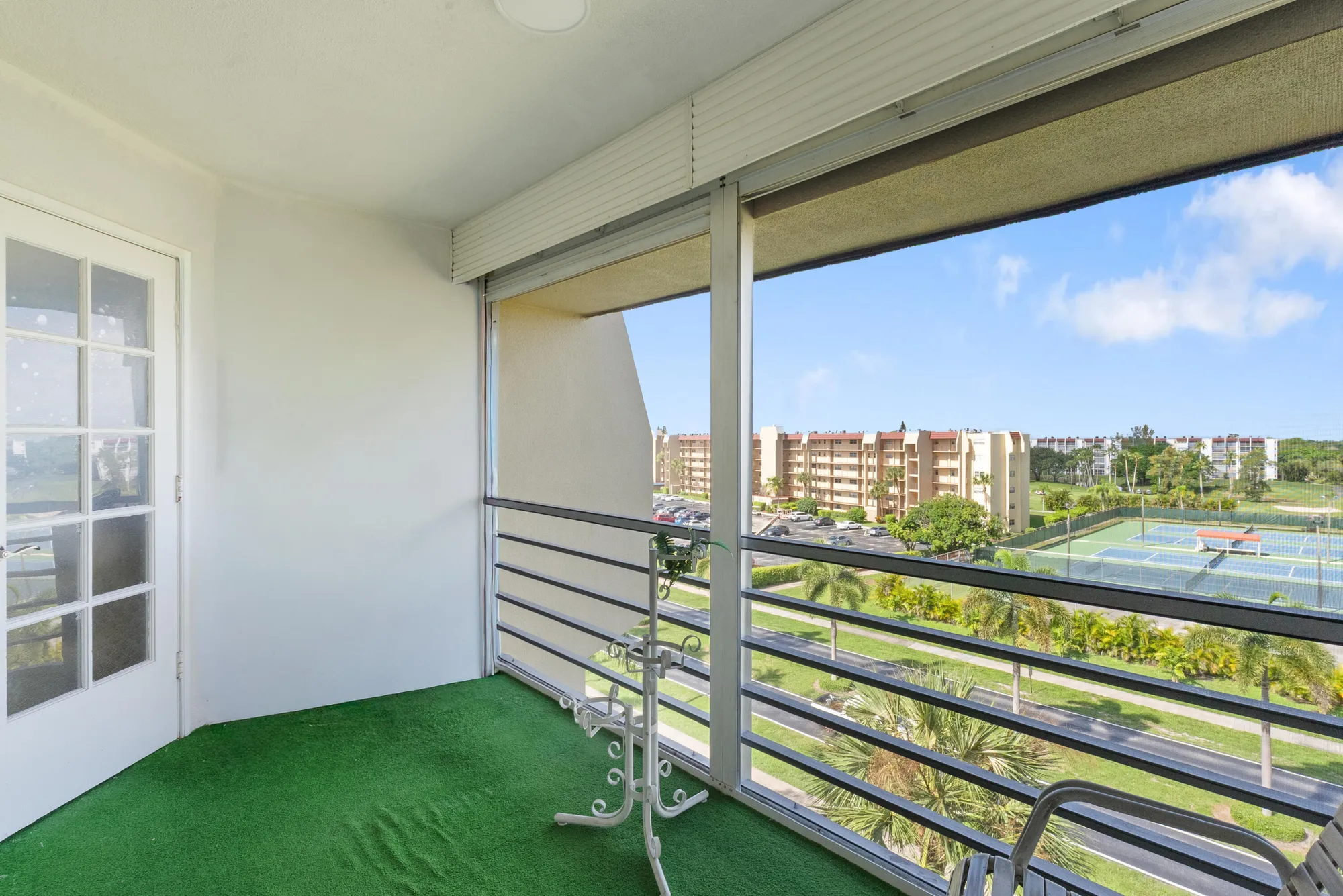 Property Slideshow image 20 of 30 | 3590 via poinciana apt 607, Lake Worth, FL, 33467