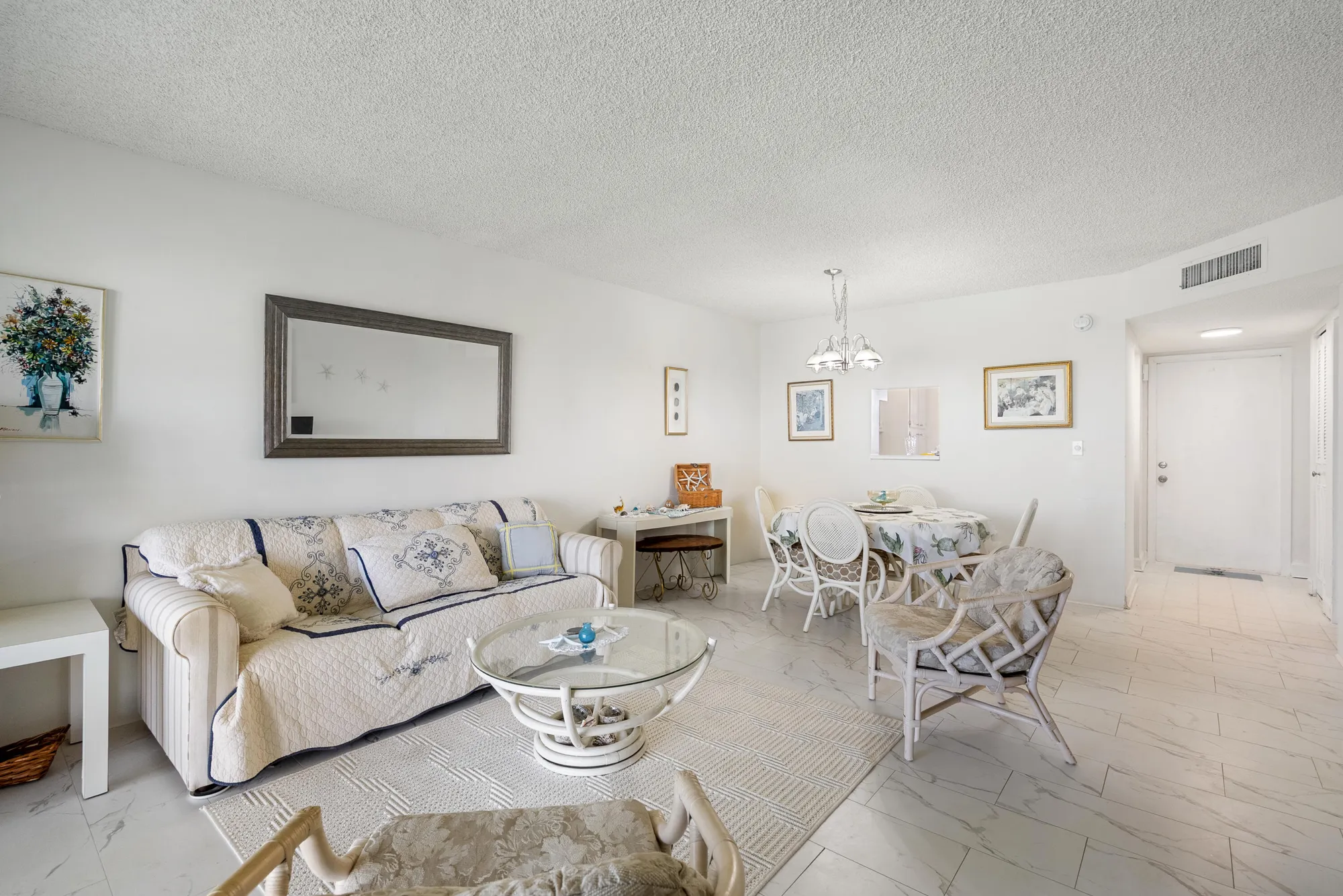 Property Slideshow image 12 of 30 | 3590 via poinciana apt 607, Lake Worth, FL, 33467
